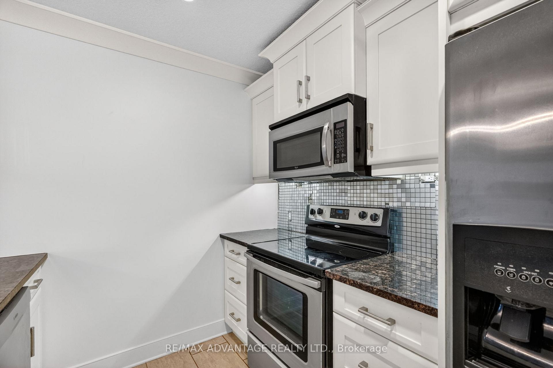 Photo 6 of Unit 109, 320 Sugarcreek Trail, London, North N — HOMEH