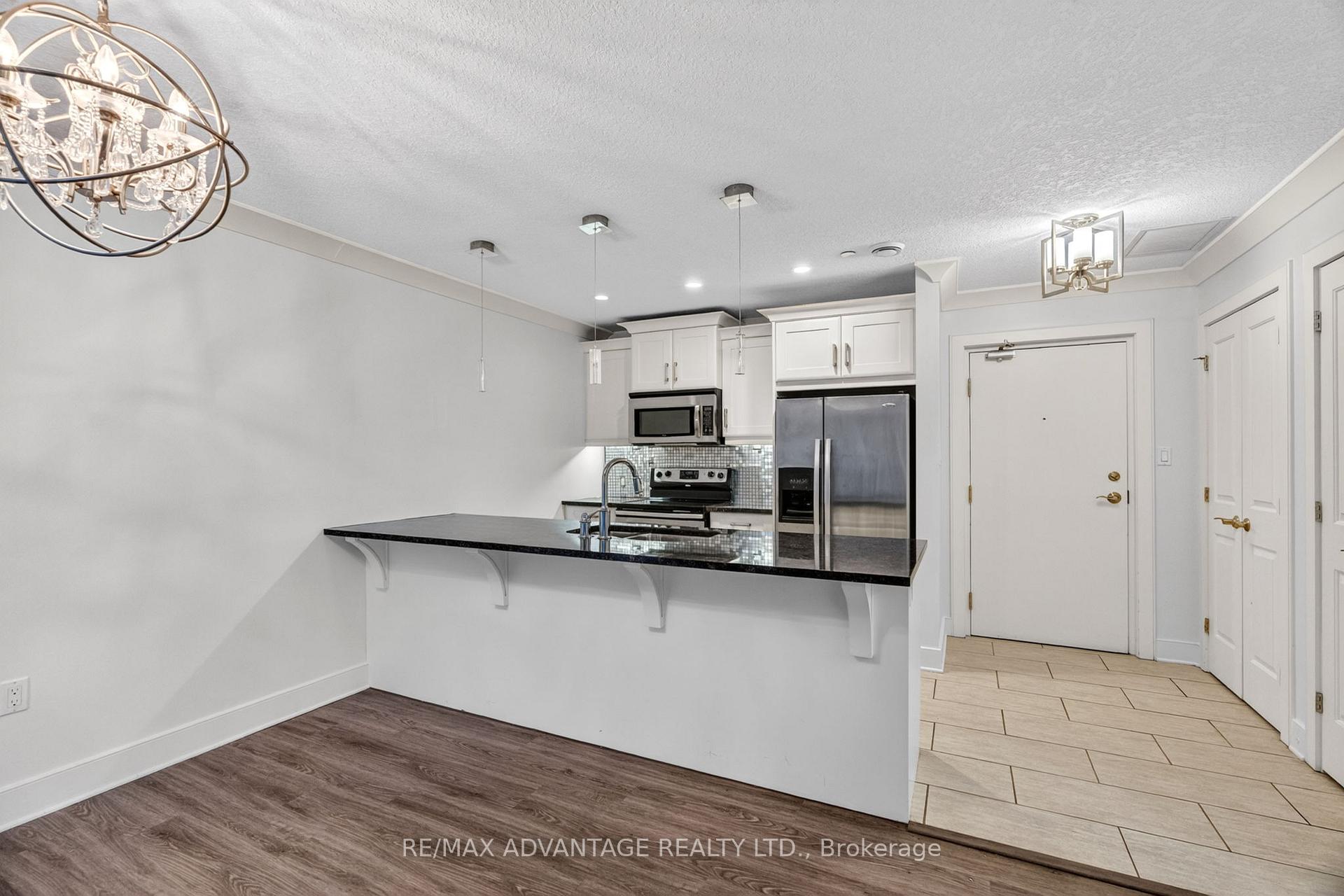 Photo 7 of Unit 109, 320 Sugarcreek Trail, London, North N — HOMEH
