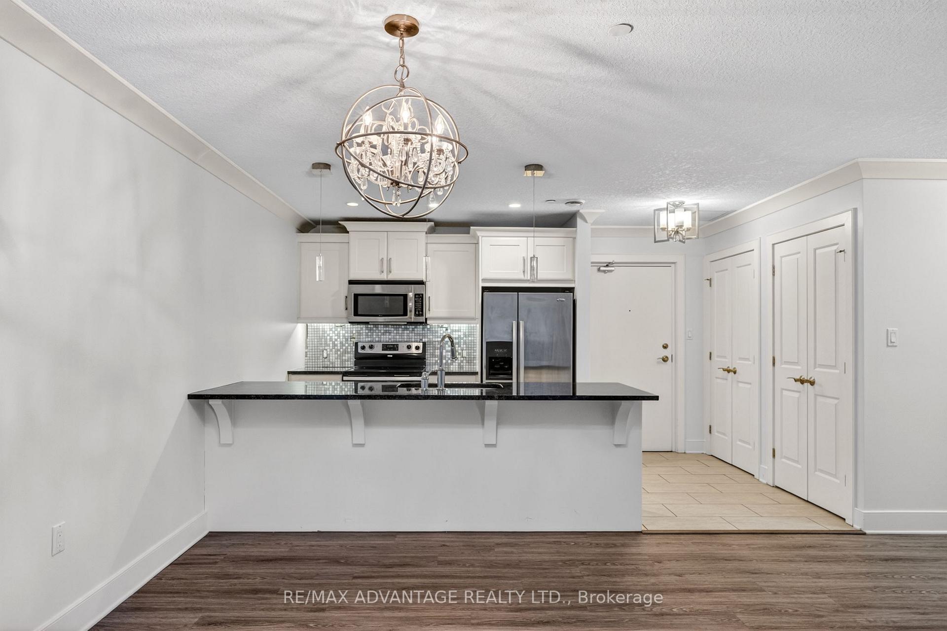 Photo 9 of Unit 109, 320 Sugarcreek Trail, London, North N — HOMEH