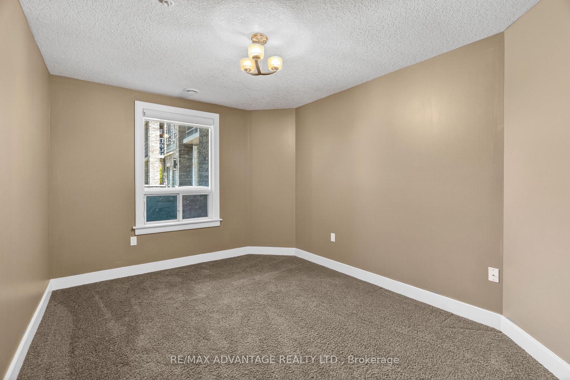 Photo 15 of Unit 109, 320 Sugarcreek Trail, London, North N — HOMEH