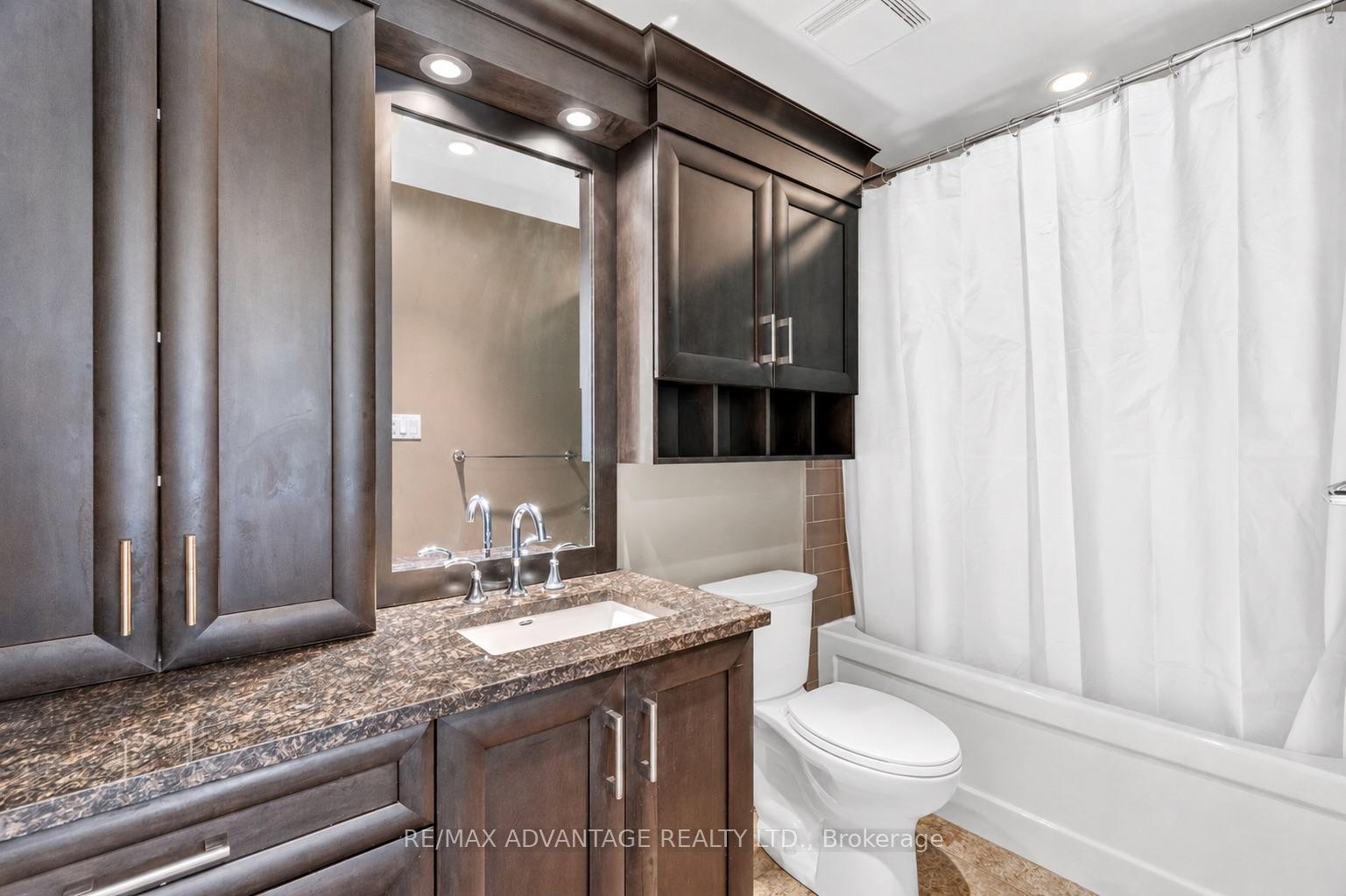 Photo 20 of Unit 109, 320 Sugarcreek Trail, London, North N — HOMEH
