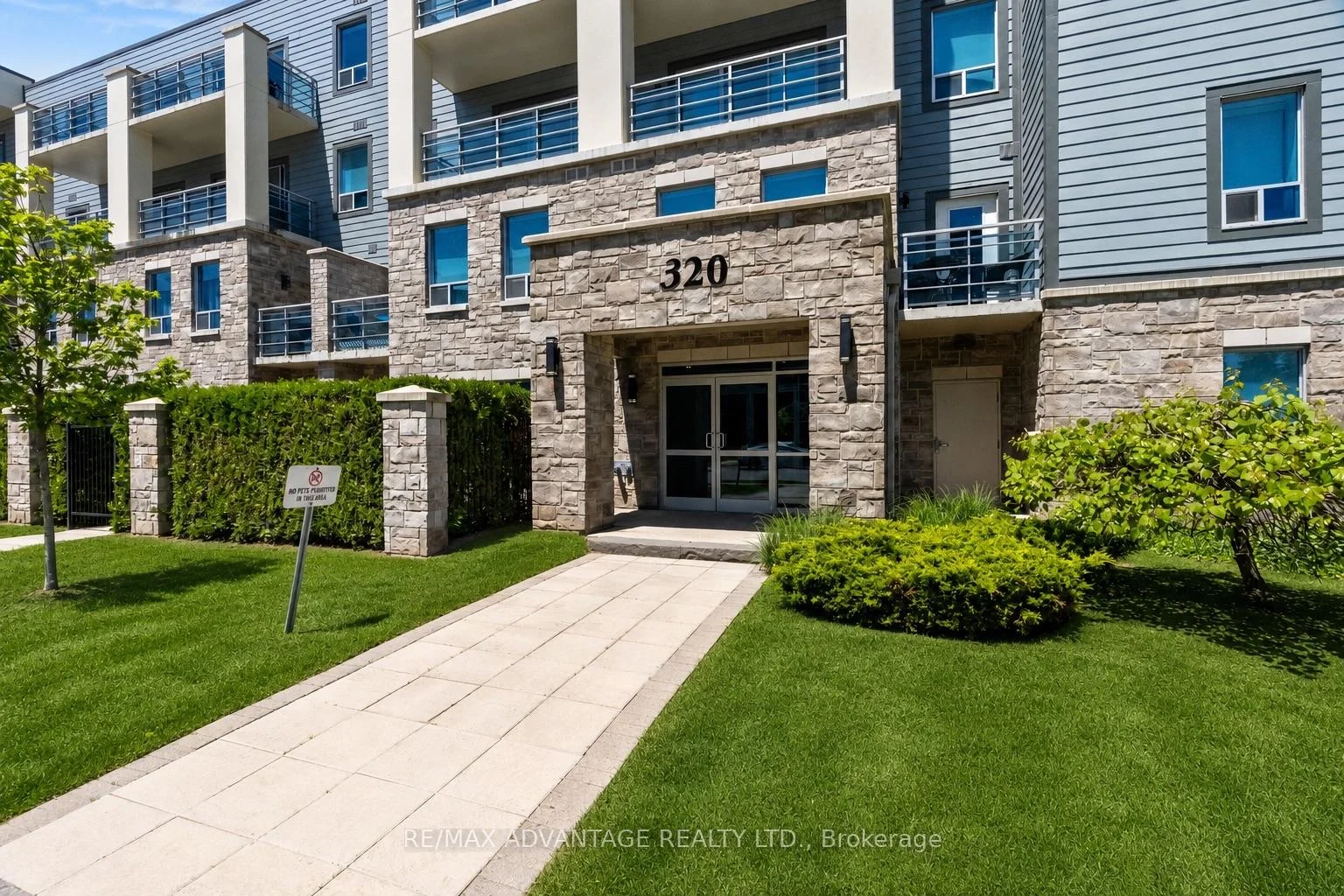 Photo of Unit 109, 320 Sugarcreek Trail