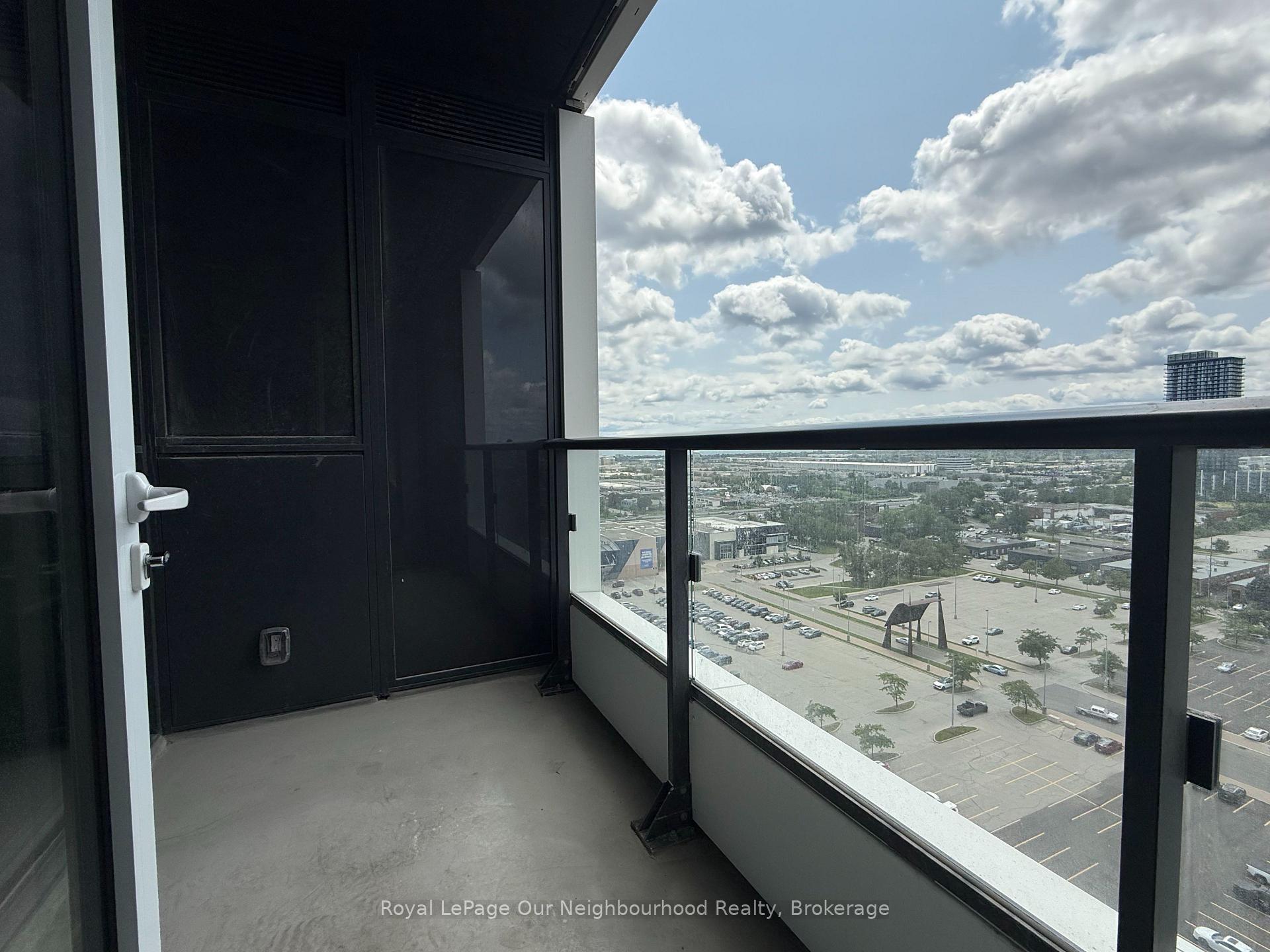 Photo 14 of Unit 1409, 1007 The Queensway, Etobicoke, Islington-City Centre West — HOMEH