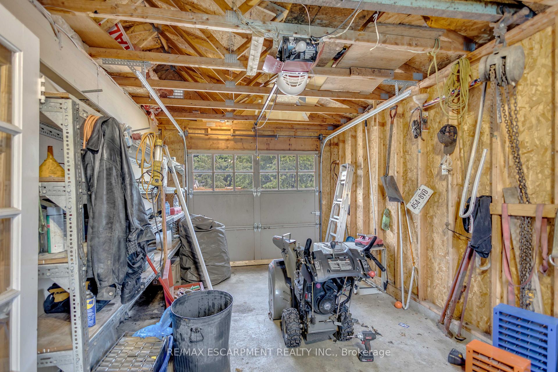 Photo 31 of 35 James Avenue, Brantford, Echo Place — HOMEH
