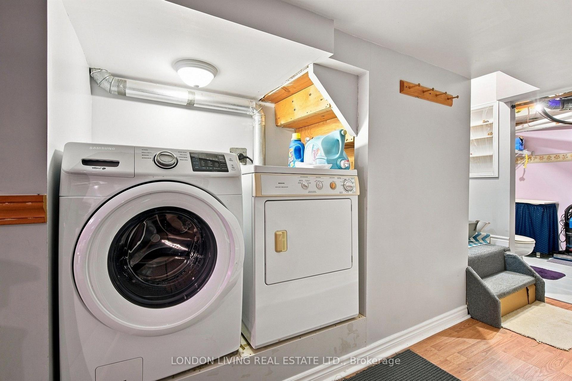Photo 37 of 193 Deveron Crescent, London, South T — HOMEH