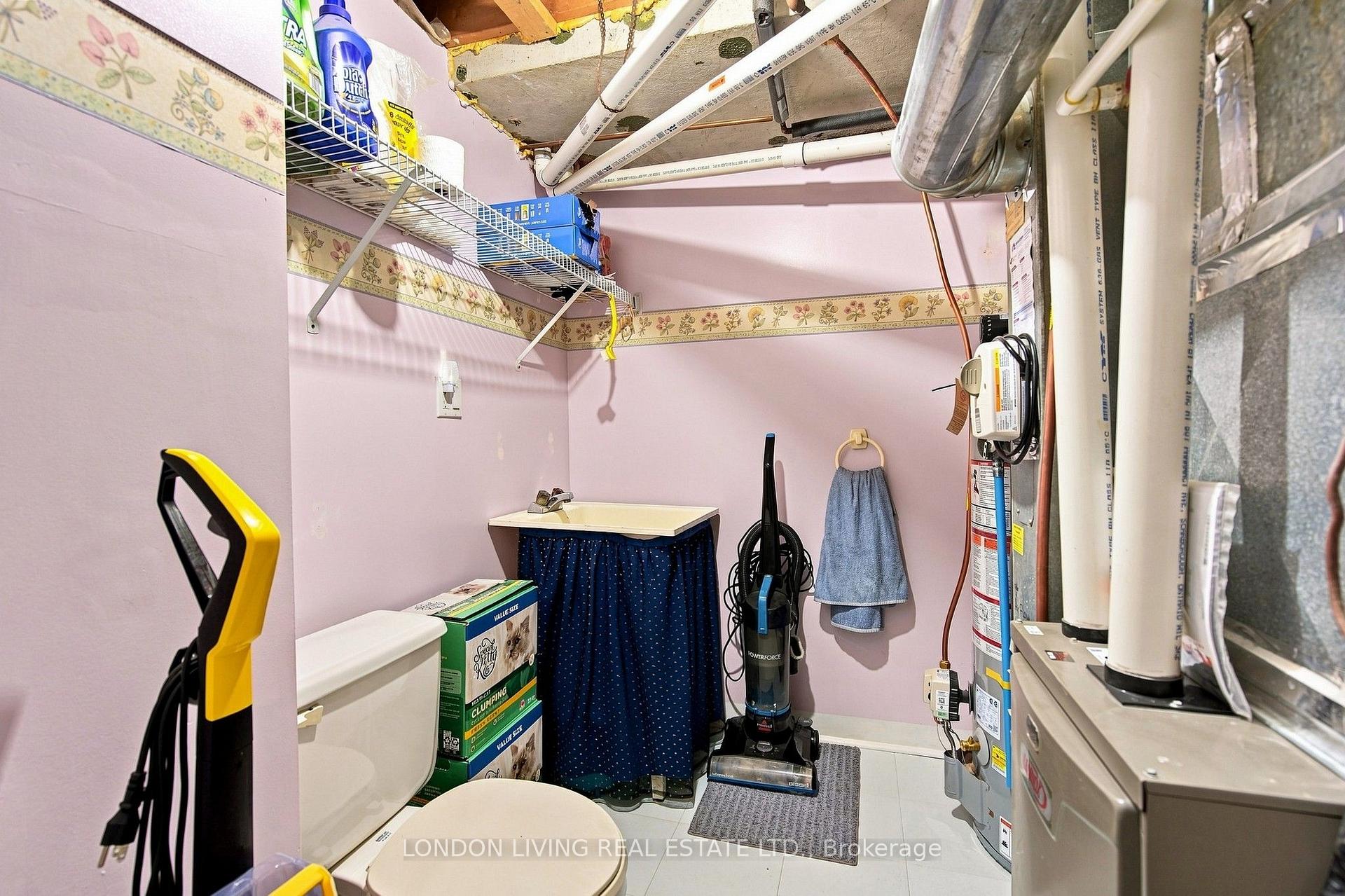 Photo 39 of 193 Deveron Crescent, London, South T — HOMEH