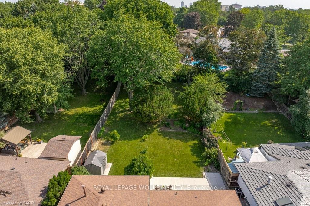 Photo 6 of 64 Warren Road, Kitchener, Forest Hill — HOMEH