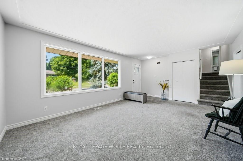 Photo 9 of 64 Warren Road, Kitchener, Forest Hill — HOMEH