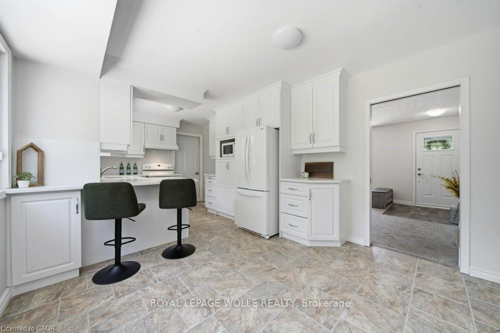 Photo 12 of 64 Warren Road, Kitchener, Forest Hill — HOMEH