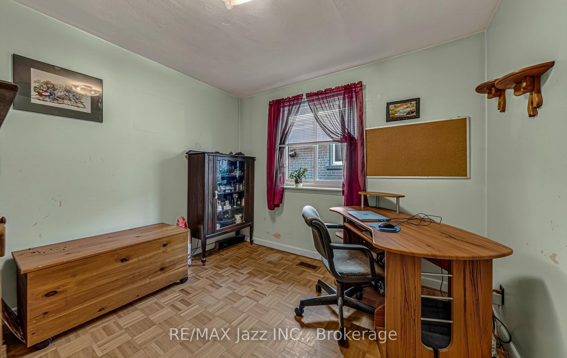 Photo 11 of 1481 Evangeline Drive, Oshawa, Lakeview — HOMEH