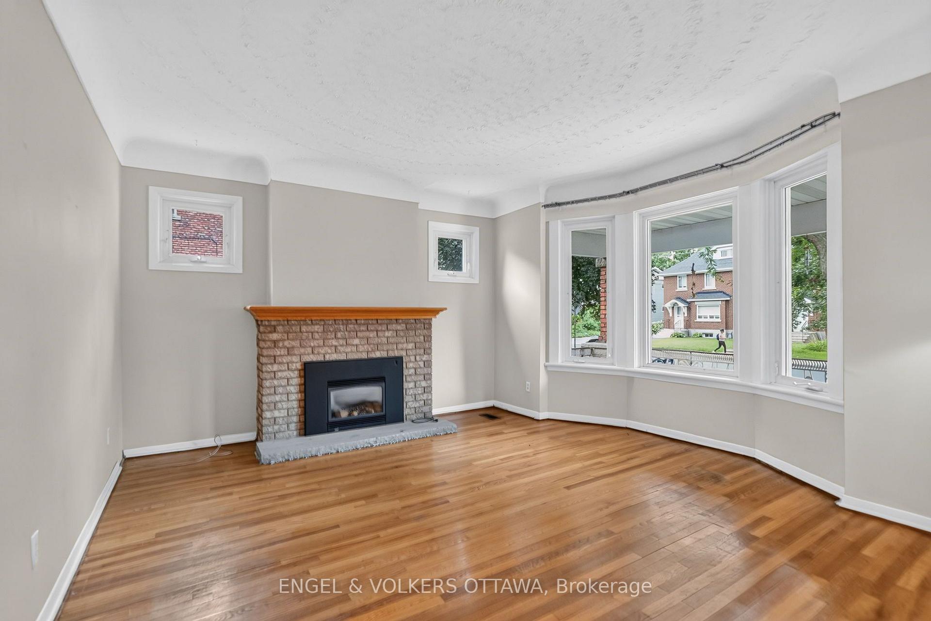 Photo 7 of 127 Bayswater Avenue, Ottawa, Hintonburg — HOMEH