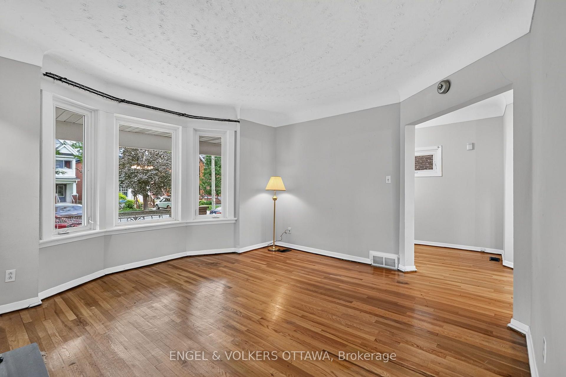 Photo 9 of 127 Bayswater Avenue, Ottawa, Hintonburg — HOMEH
