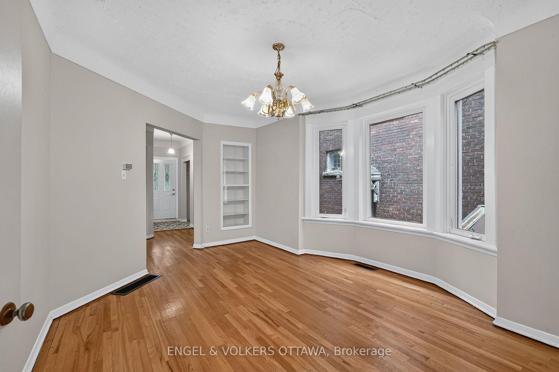 Photo 11 of 127 Bayswater Avenue, Ottawa, Hintonburg — HOMEH