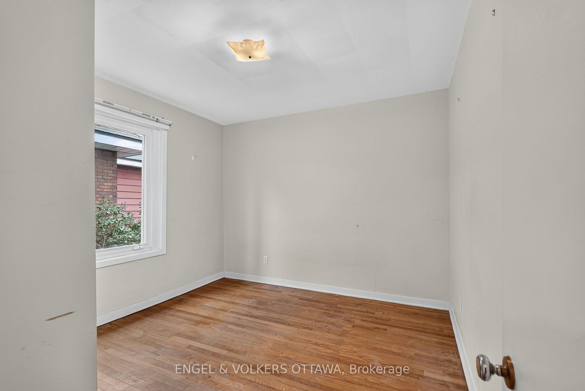 Photo 23 of 127 Bayswater Avenue, Ottawa, Hintonburg — HOMEH
