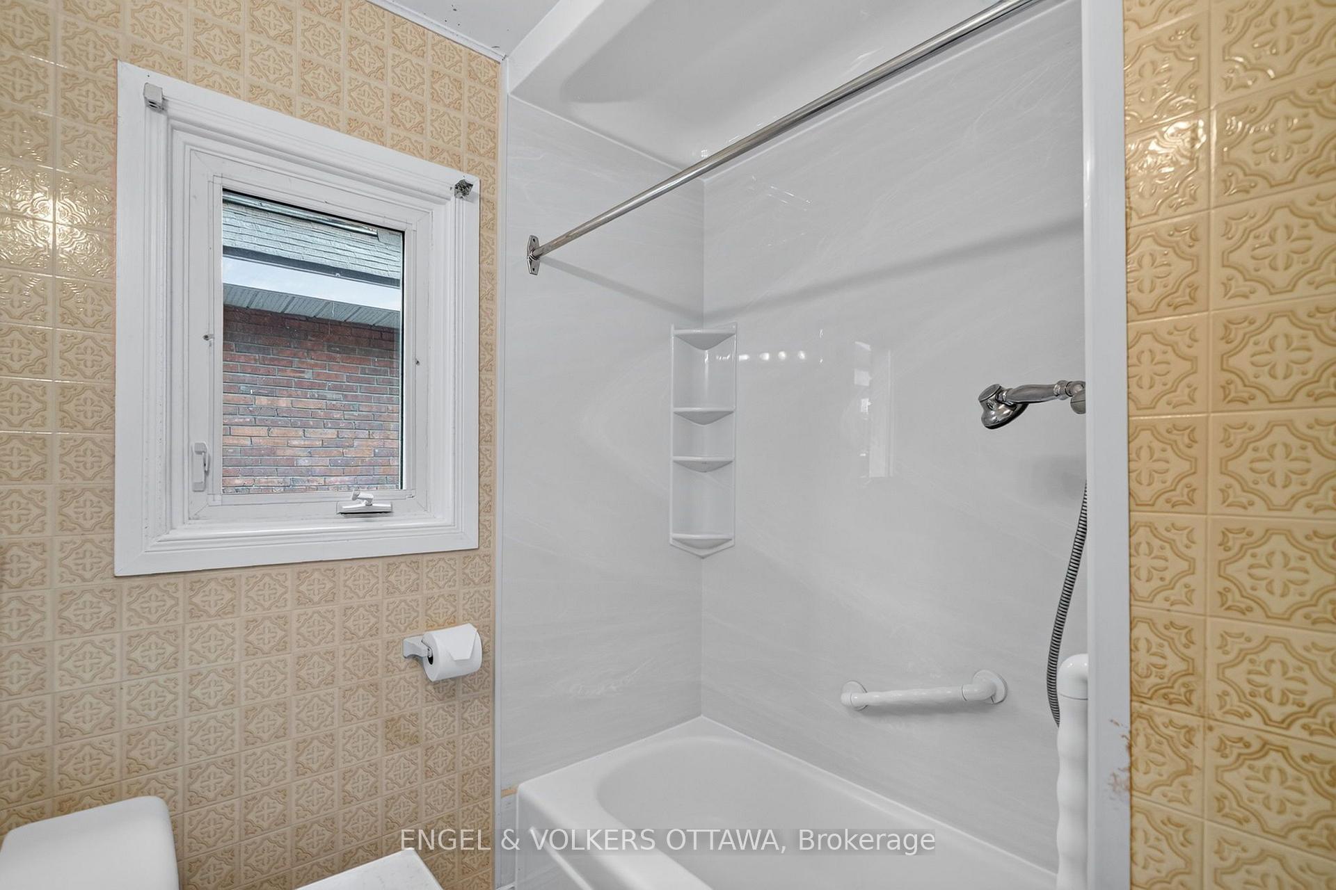 Photo 28 of 127 Bayswater Avenue, Ottawa, Hintonburg — HOMEH