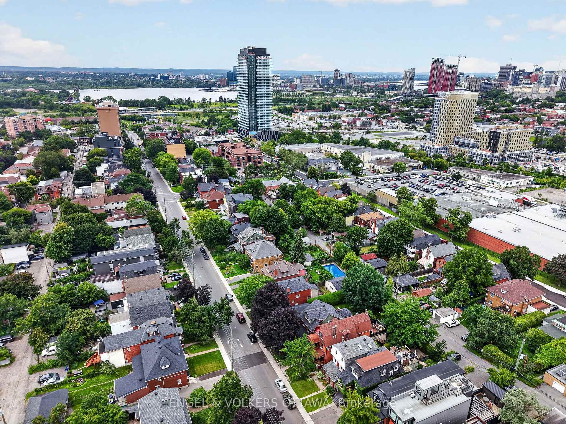 Photo 36 of 127 Bayswater Avenue, Ottawa, Hintonburg — HOMEH