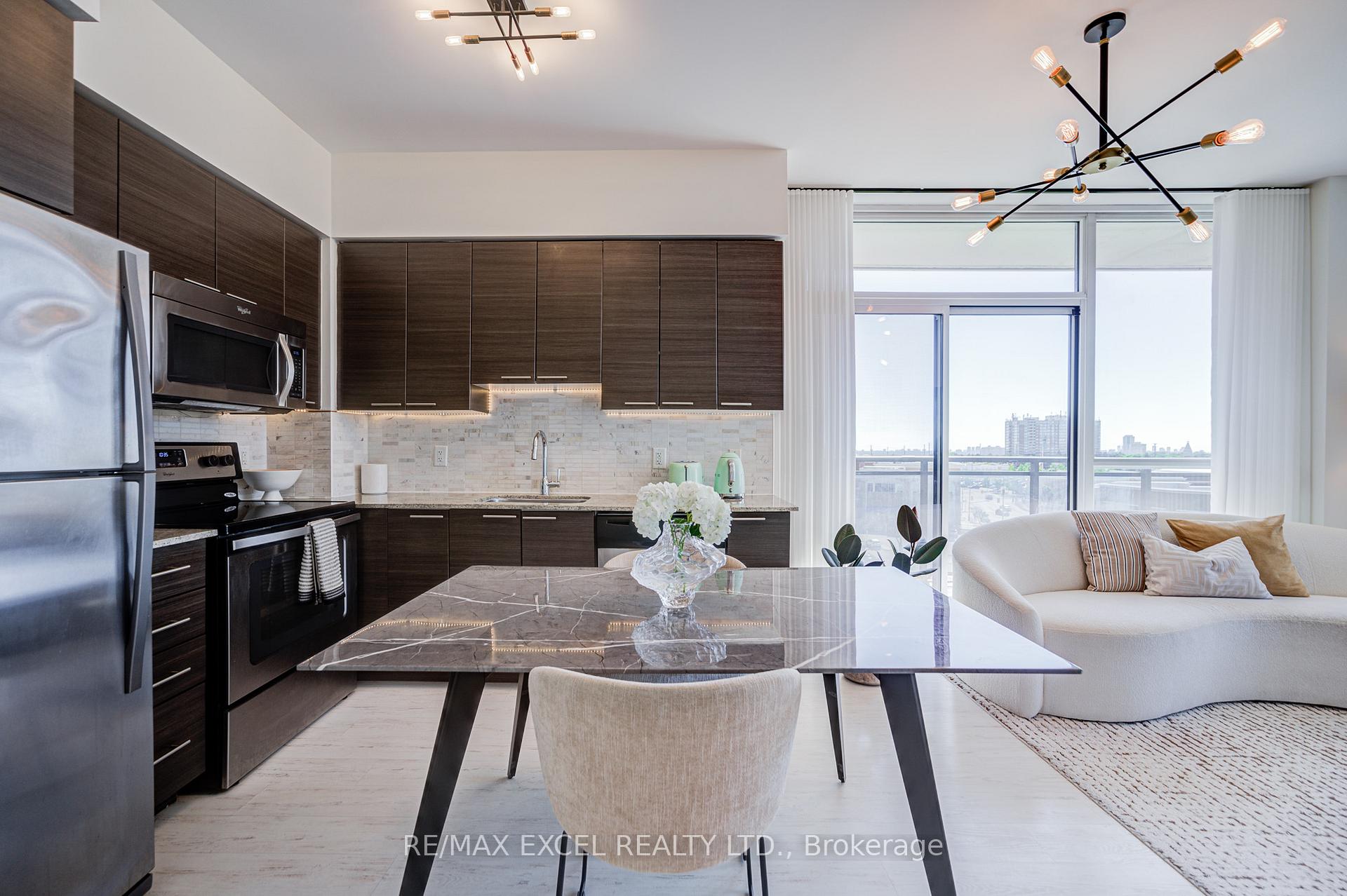 Photo 8 of Unit 705, 85 North Park Road S, Vaughan, Beverley Glen — HOMEH