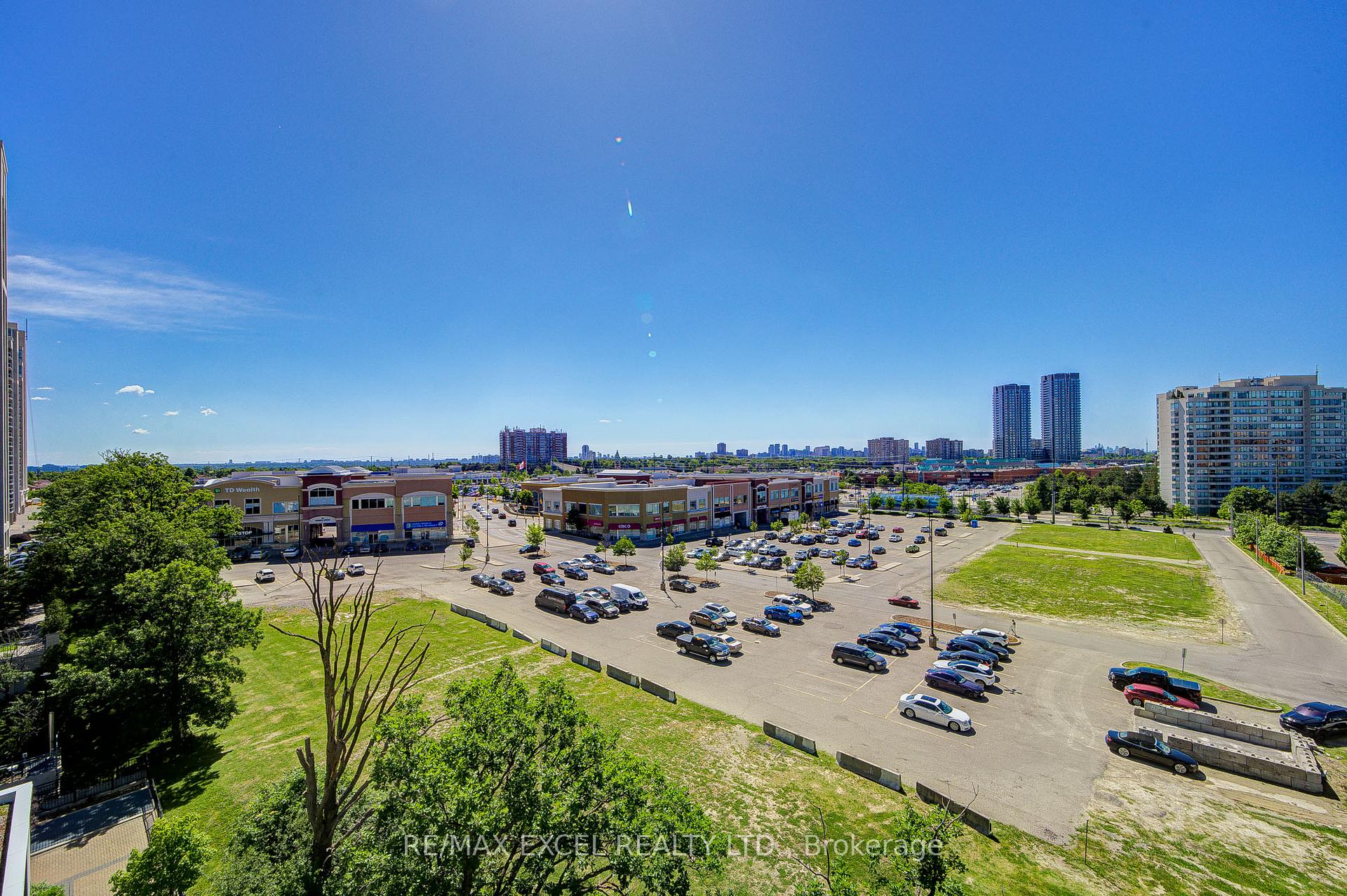 Photo 31 of Unit 705, 85 North Park Road S, Vaughan, Beverley Glen — HOMEH