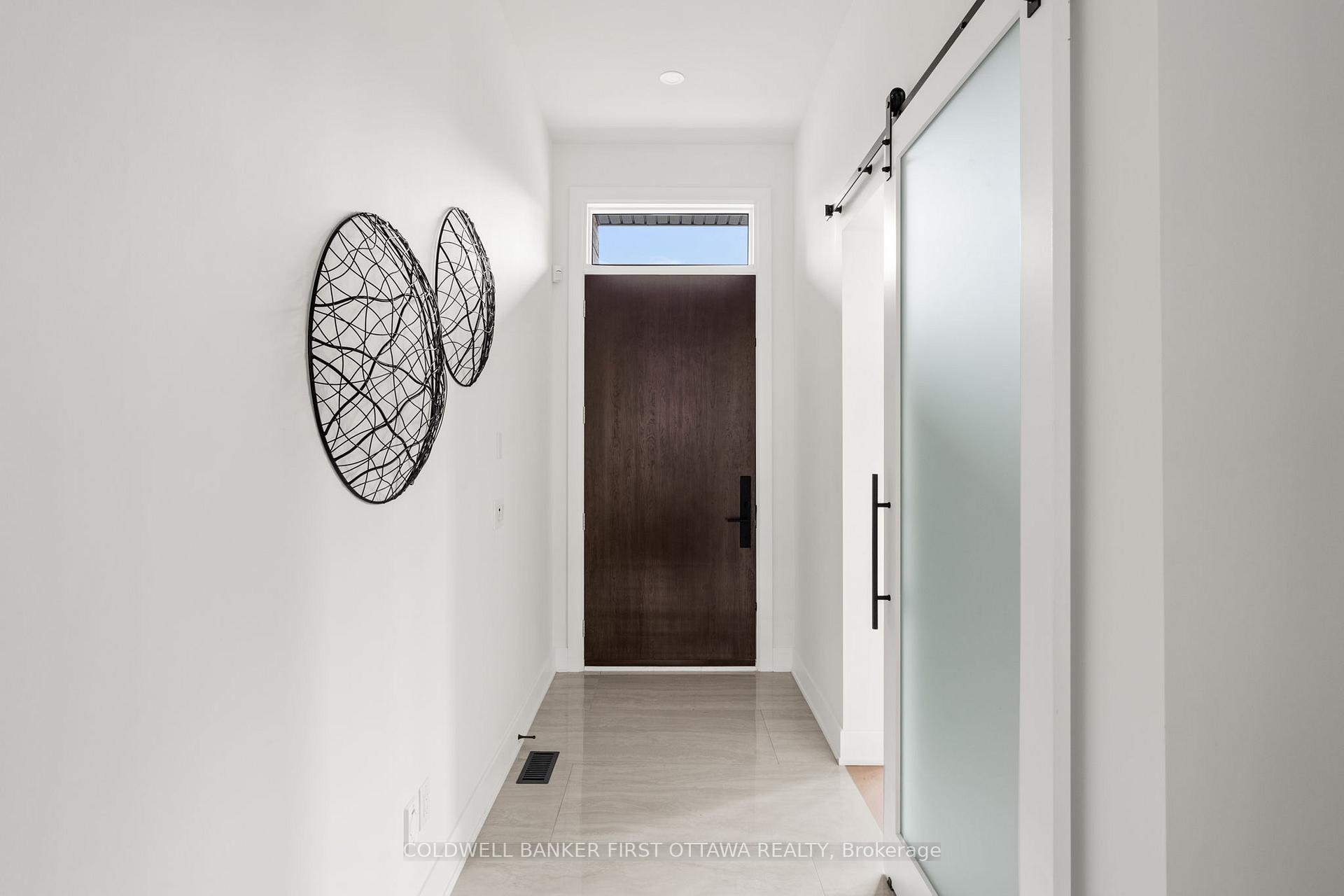 Photo 3 of 509 Edison Avenue, Ottawa, McKellar/Highland — HOMEH