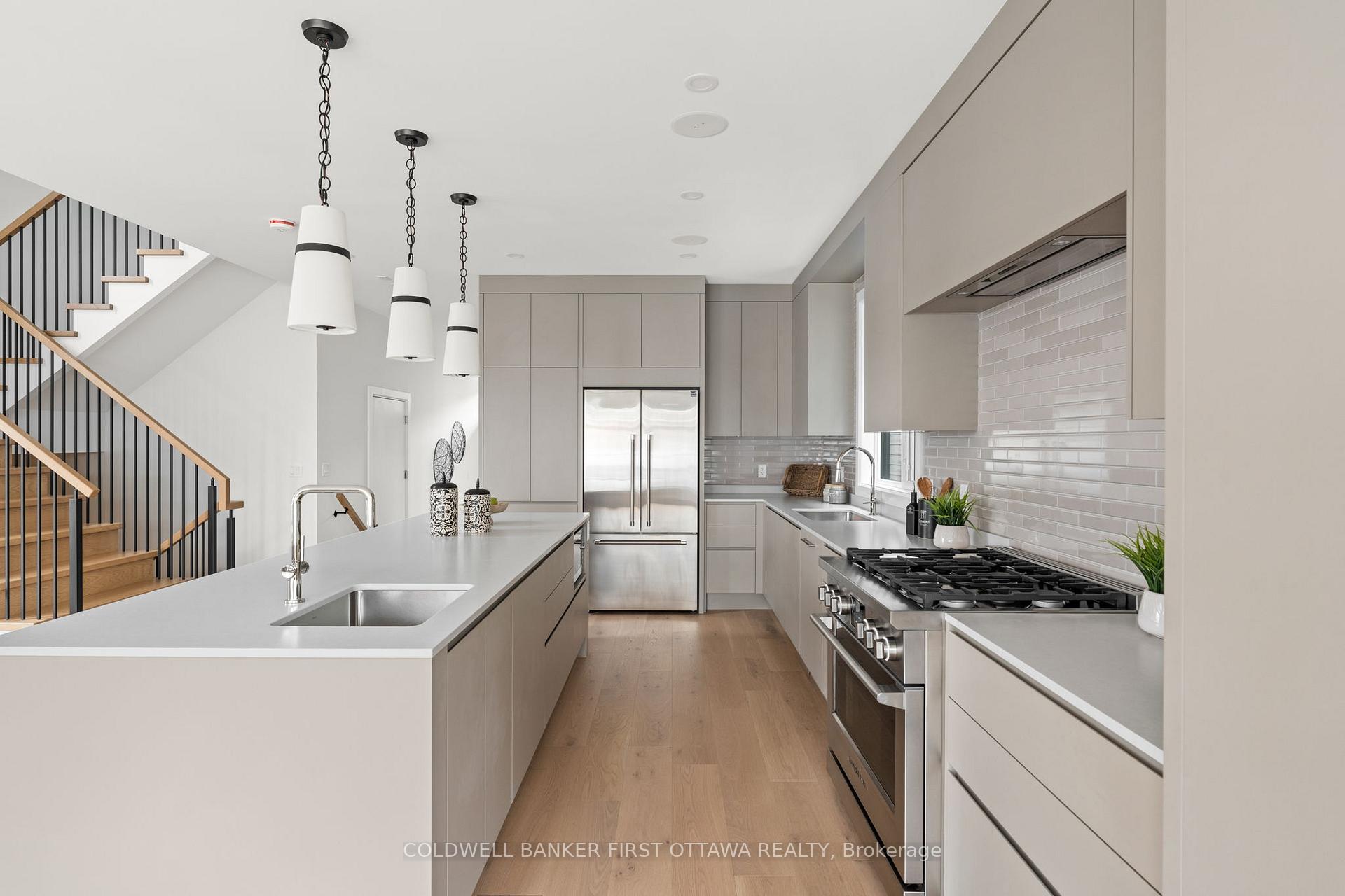 Photo 7 of 509 Edison Avenue, Ottawa, McKellar/Highland — HOMEH