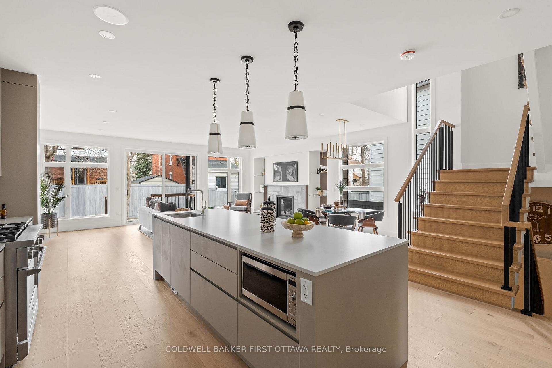 Photo 8 of 509 Edison Avenue, Ottawa, McKellar/Highland — HOMEH