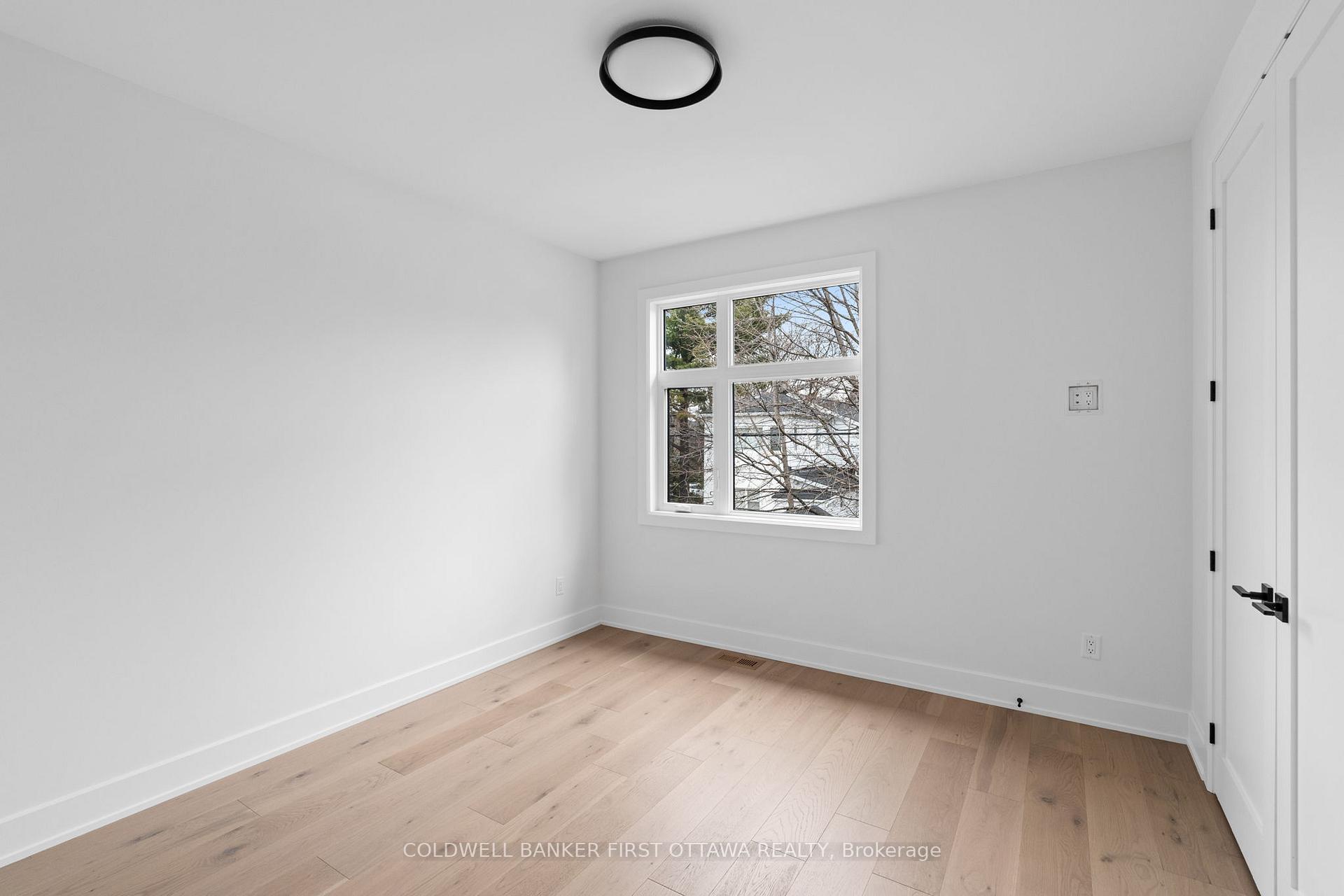 Photo 22 of 509 Edison Avenue, Ottawa, McKellar/Highland — HOMEH