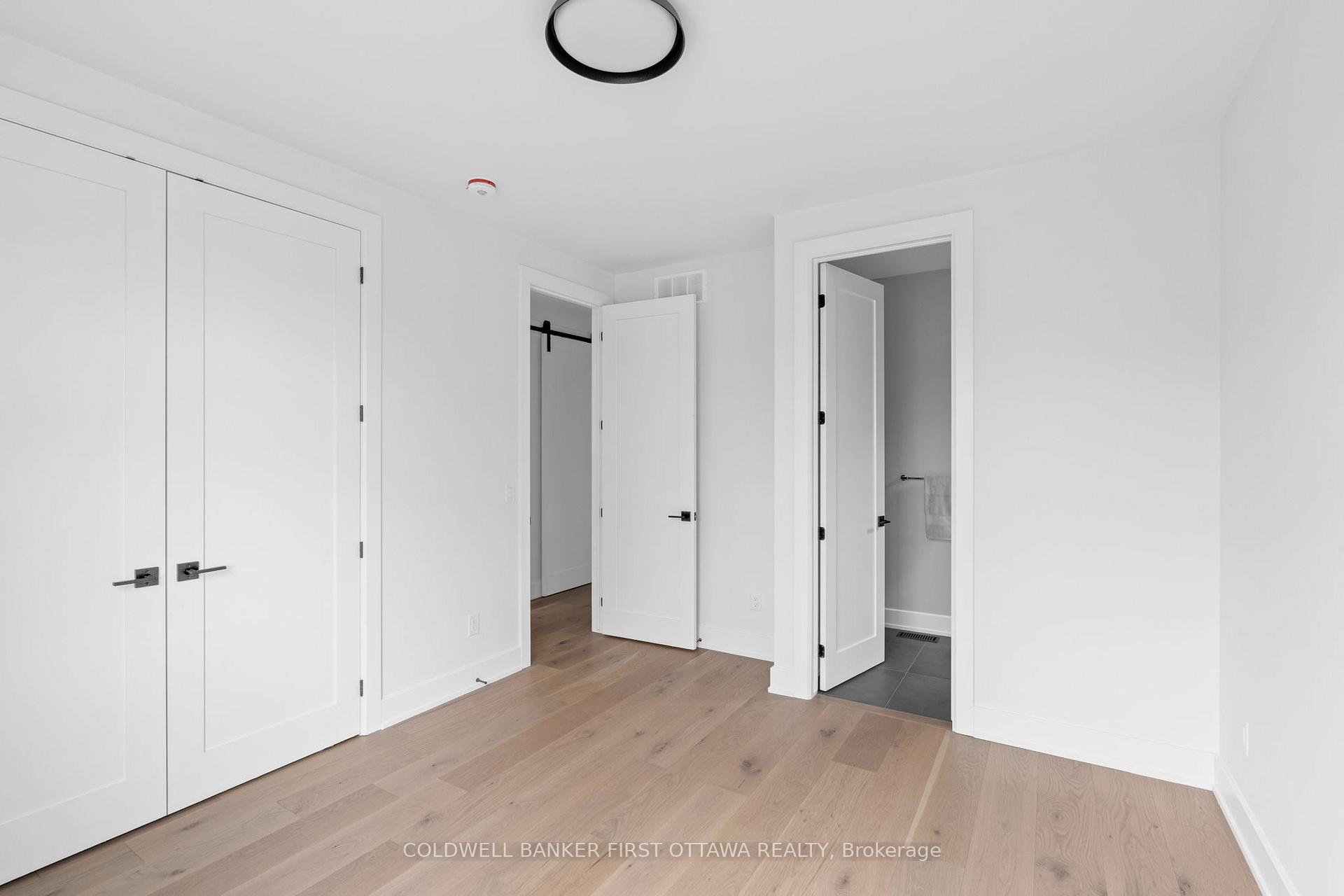 Photo 23 of 509 Edison Avenue, Ottawa, McKellar/Highland — HOMEH