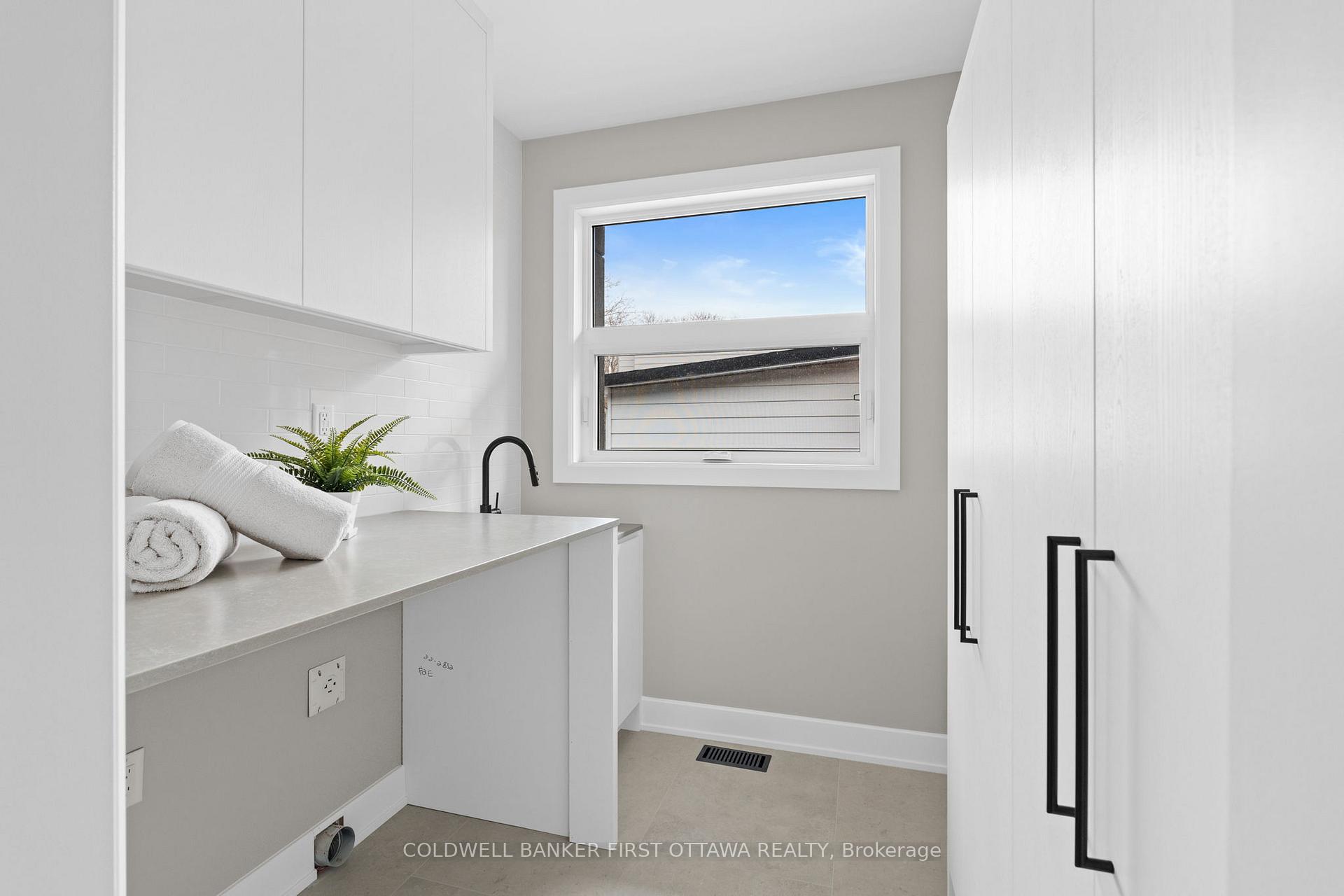Photo 24 of 509 Edison Avenue, Ottawa, McKellar/Highland — HOMEH