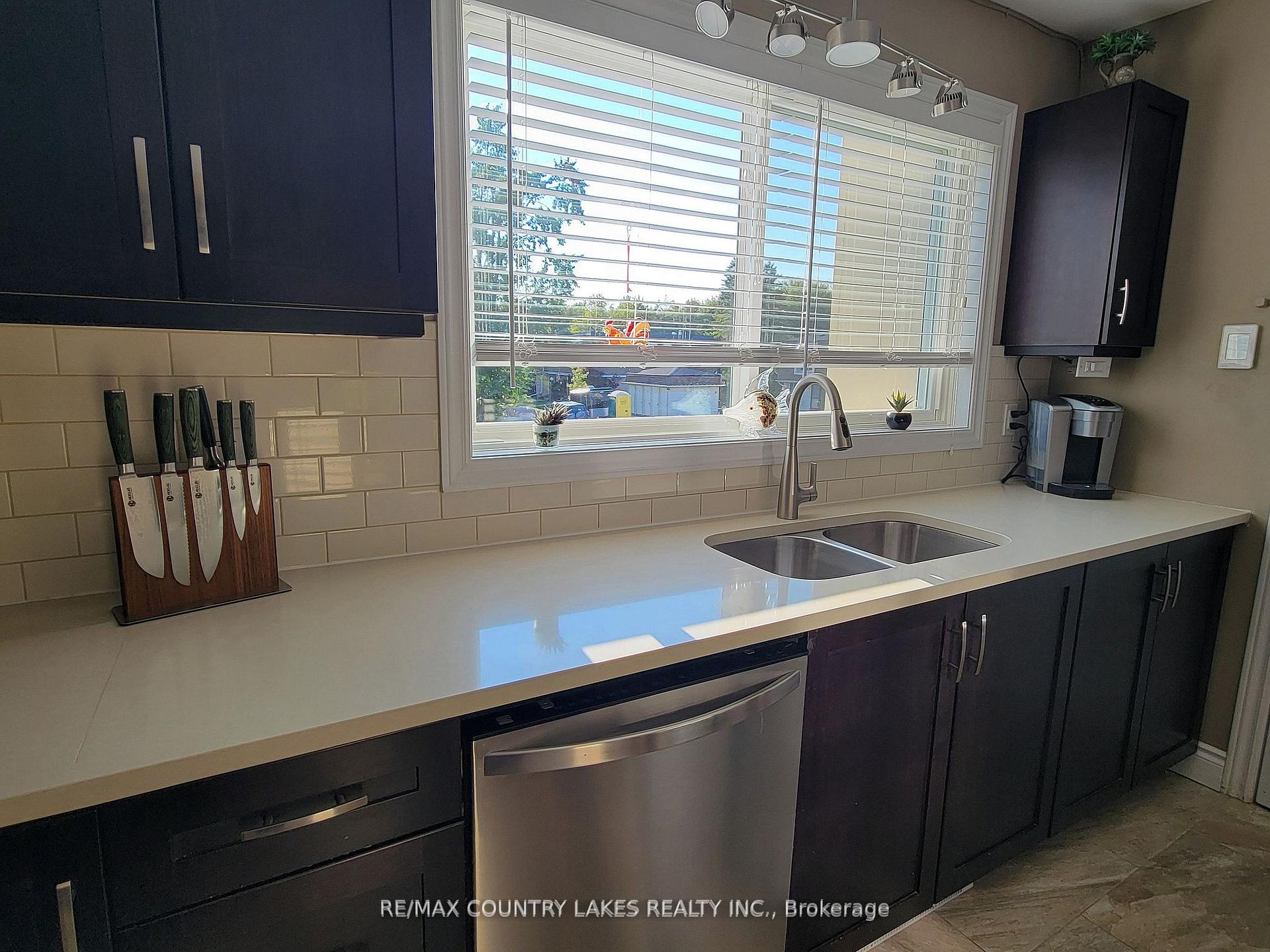 Photo 25 of Unit 11, 4 Paradise Boulevard, Ramara, Brechin — HOMEH