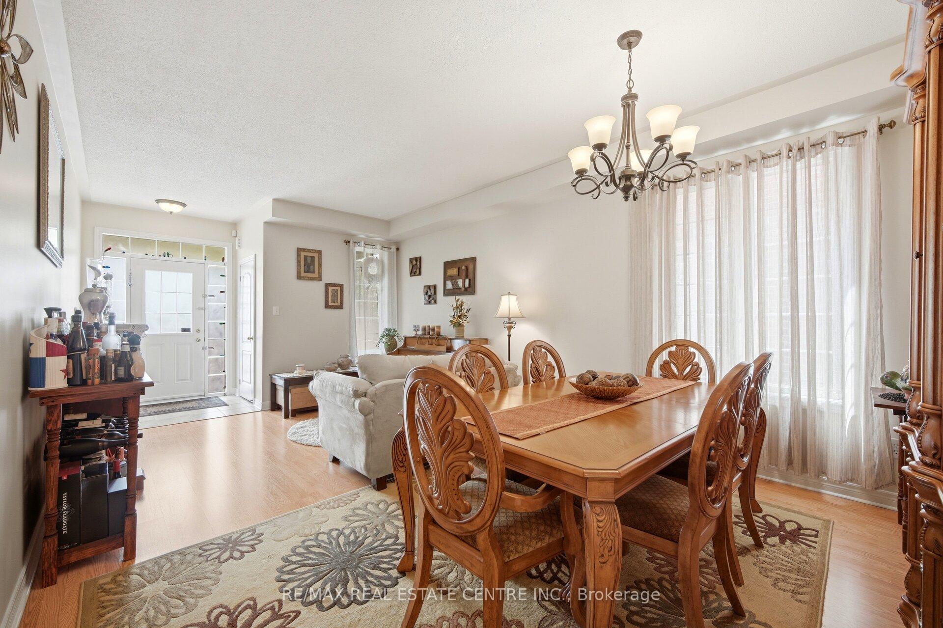 Photo 9 of 16 Gamson Crescent, Brampton, Sandringham-Wellington — HOMEH