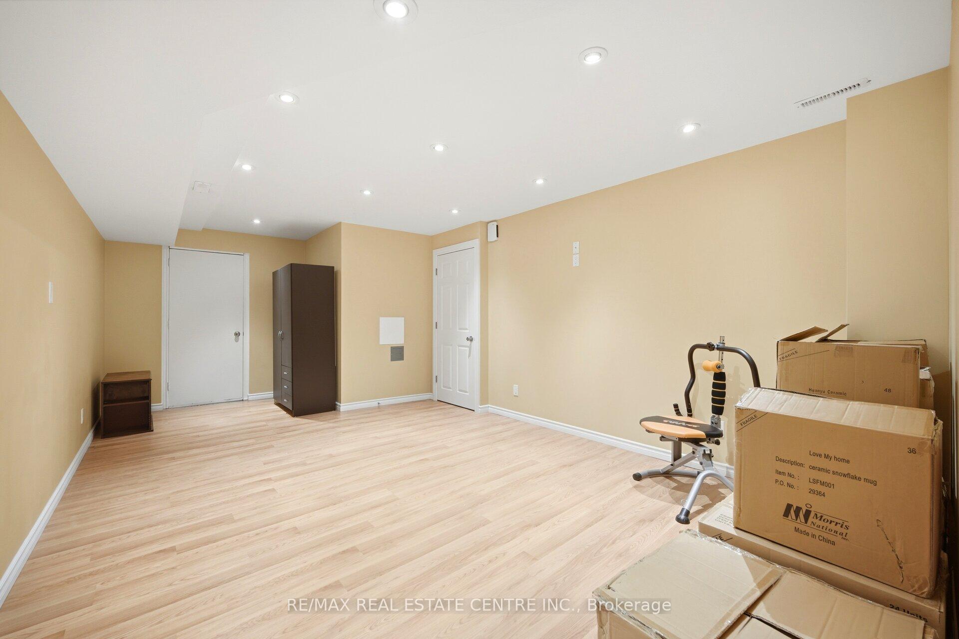 Photo 42 of 16 Gamson Crescent, Brampton, Sandringham-Wellington — HOMEH
