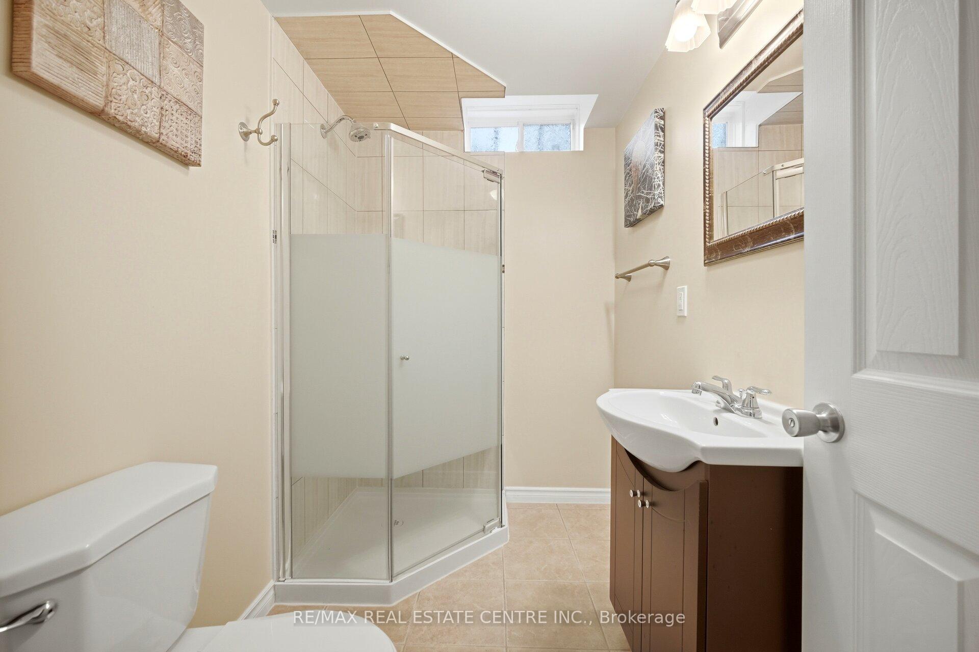 Photo 46 of 16 Gamson Crescent, Brampton, Sandringham-Wellington — HOMEH