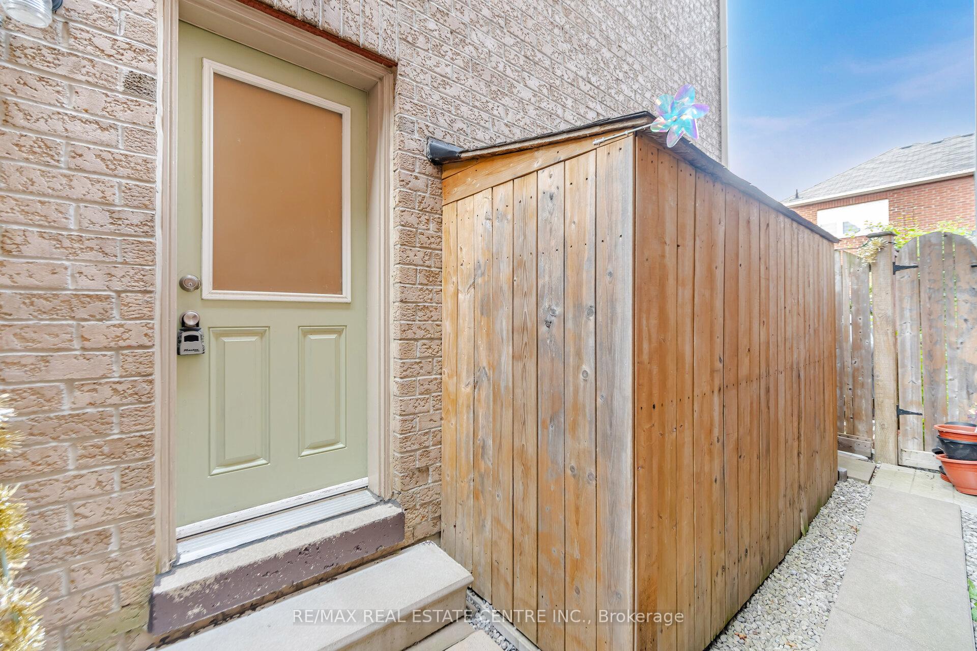 Photo 50 of 16 Gamson Crescent, Brampton, Sandringham-Wellington — HOMEH