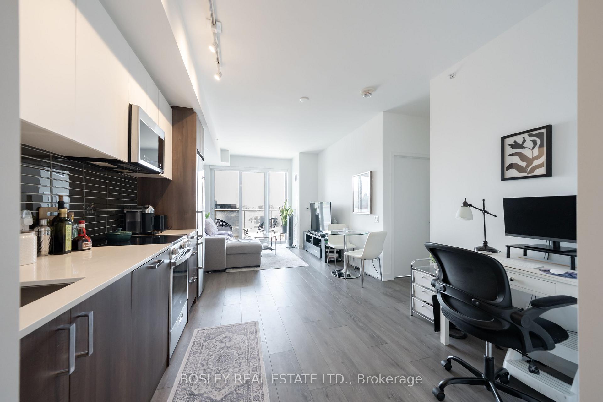 Front of Unit 531, 1787 St. Clair Avenue W