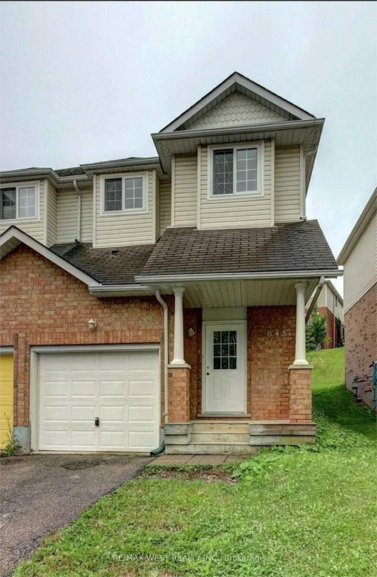 Photo of 645B Basswood Street