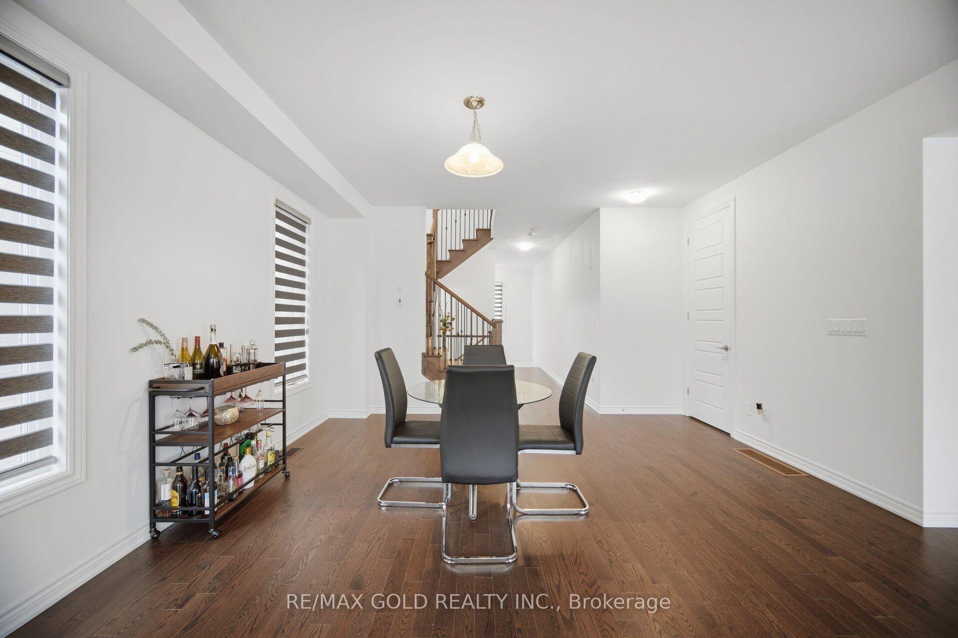Photo 9 of 426 Coronation Road, Whitby, Rural Whitby — HOMEH