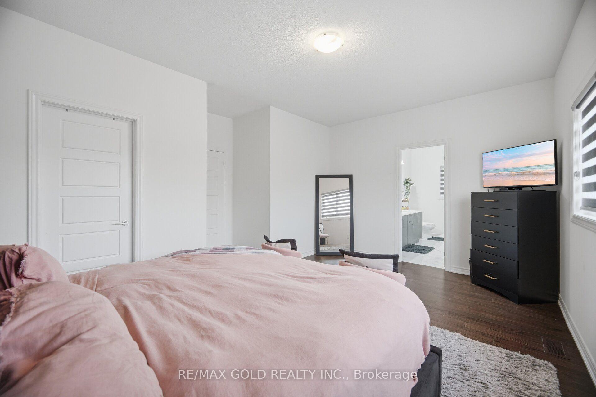 Photo 25 of 426 Coronation Road, Whitby, Rural Whitby — HOMEH