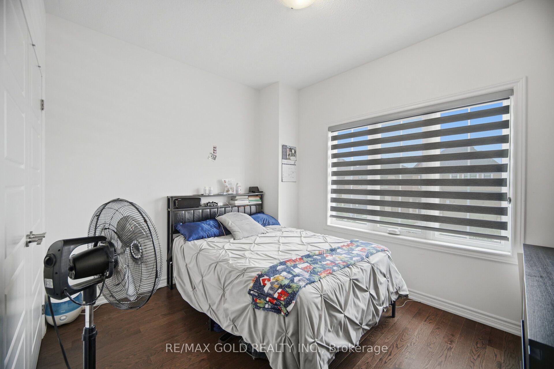 Photo 31 of 426 Coronation Road, Whitby, Rural Whitby — HOMEH