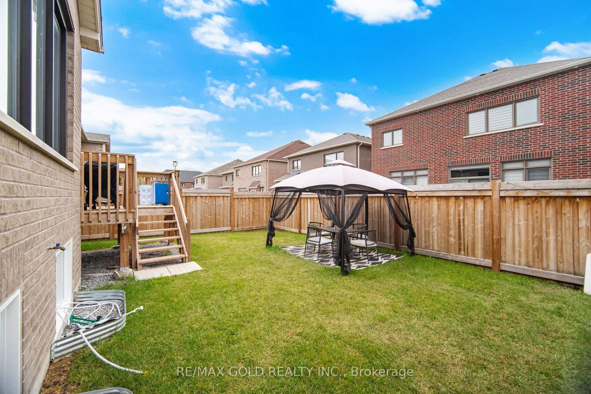 Photo 38 of 426 Coronation Road, Whitby, Rural Whitby — HOMEH