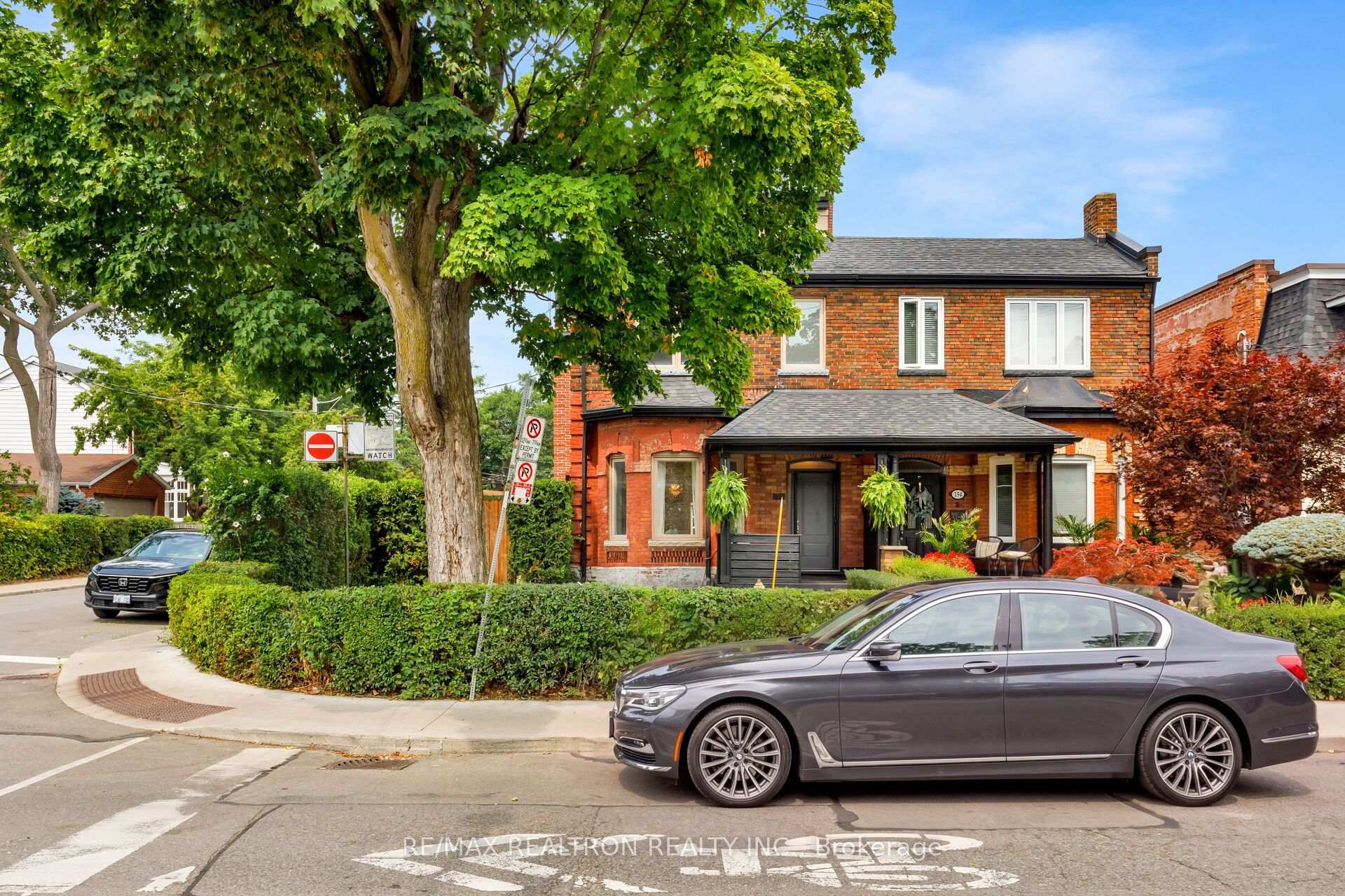 Photo 4 of 156 Argyle Street, Toronto, Trinity-Bellwoods — HOMEH
