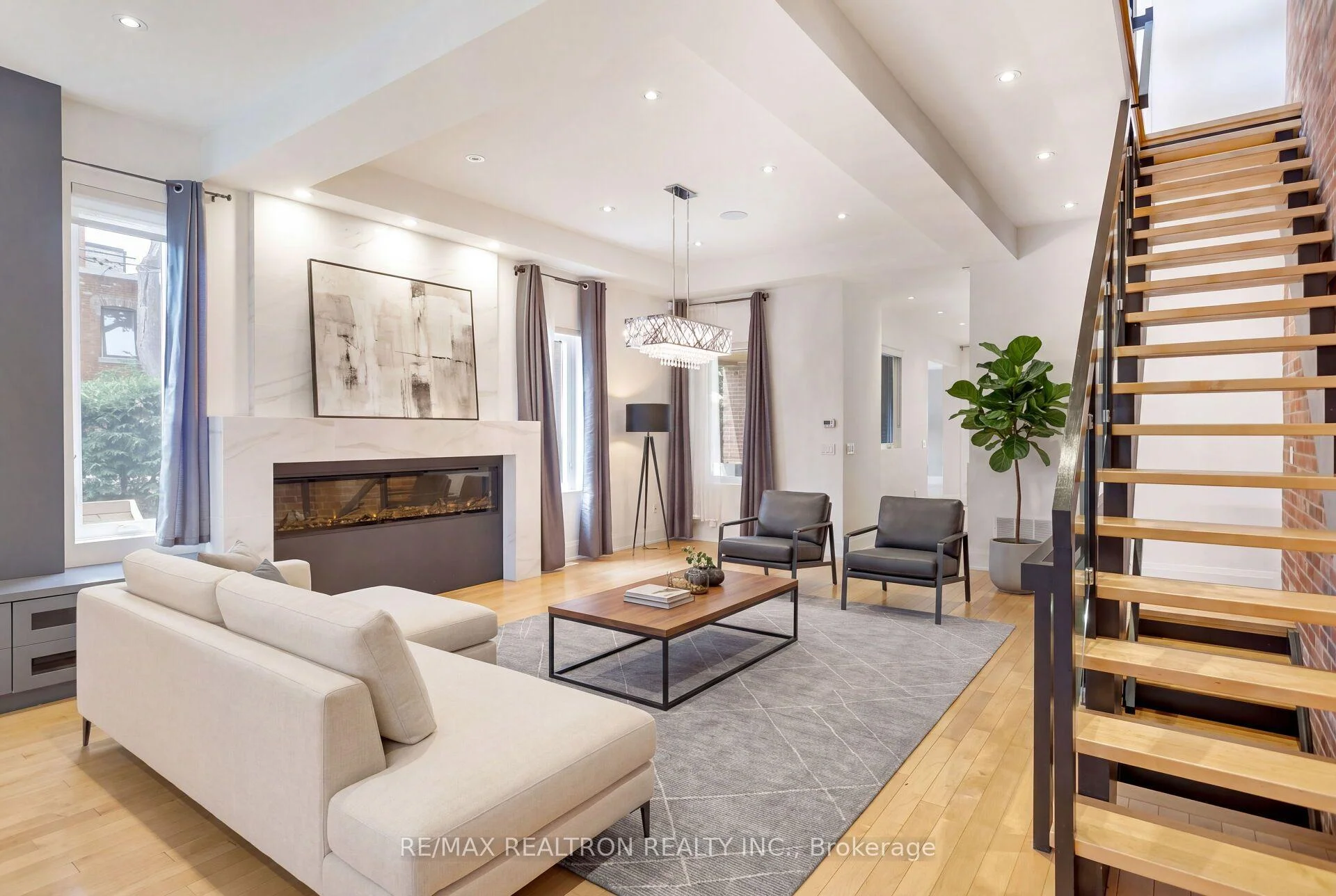Photo 17 of 156 Argyle Street, Toronto, Trinity-Bellwoods — HOMEH