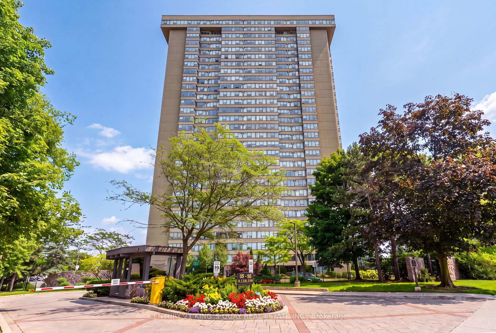 Photo 1 of Unit 1908, 55 Skymark Drive, North York, Hillcrest Village — HOMEH