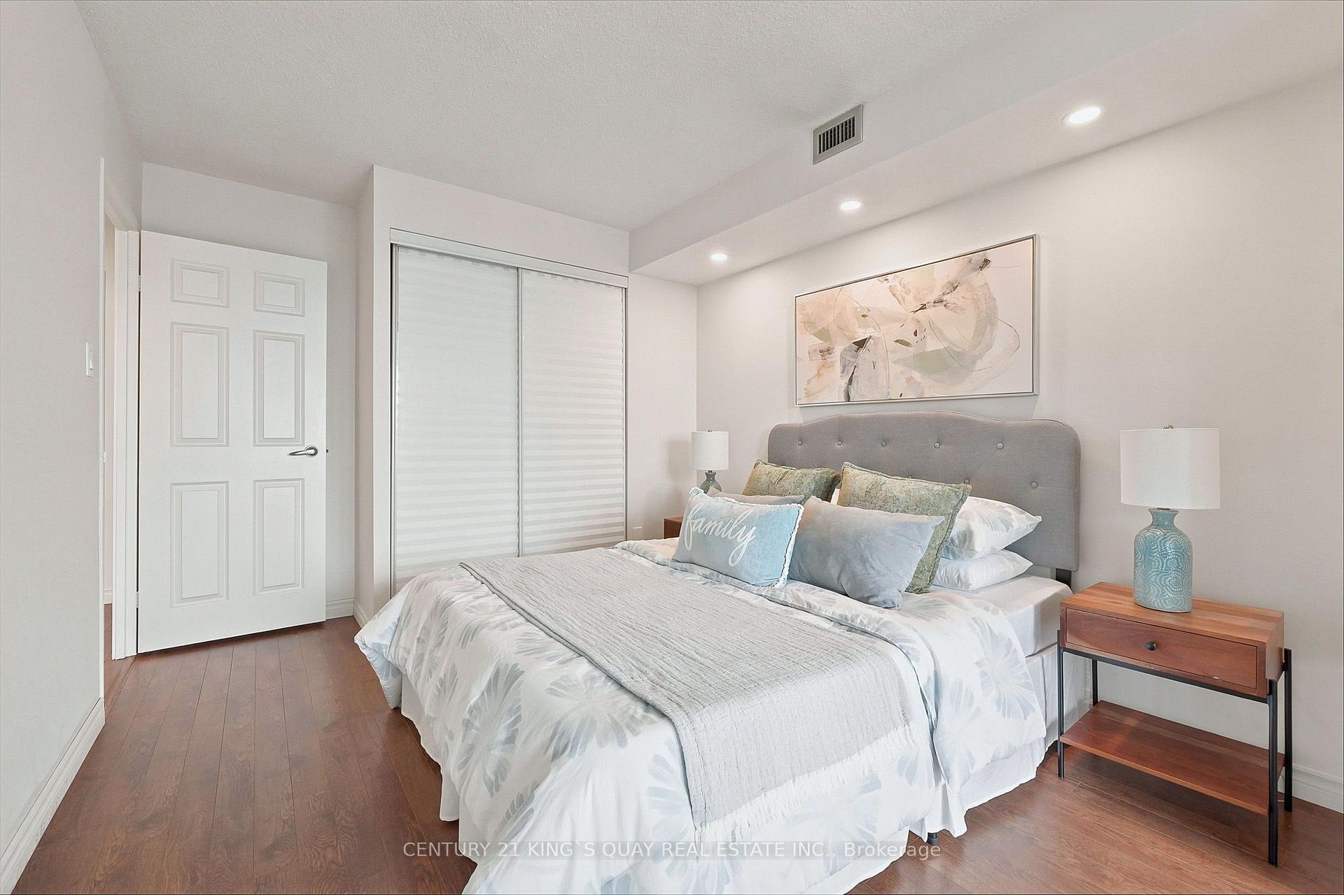 Photo 19 of Unit 1908, 55 Skymark Drive, North York, Hillcrest Village — HOMEH