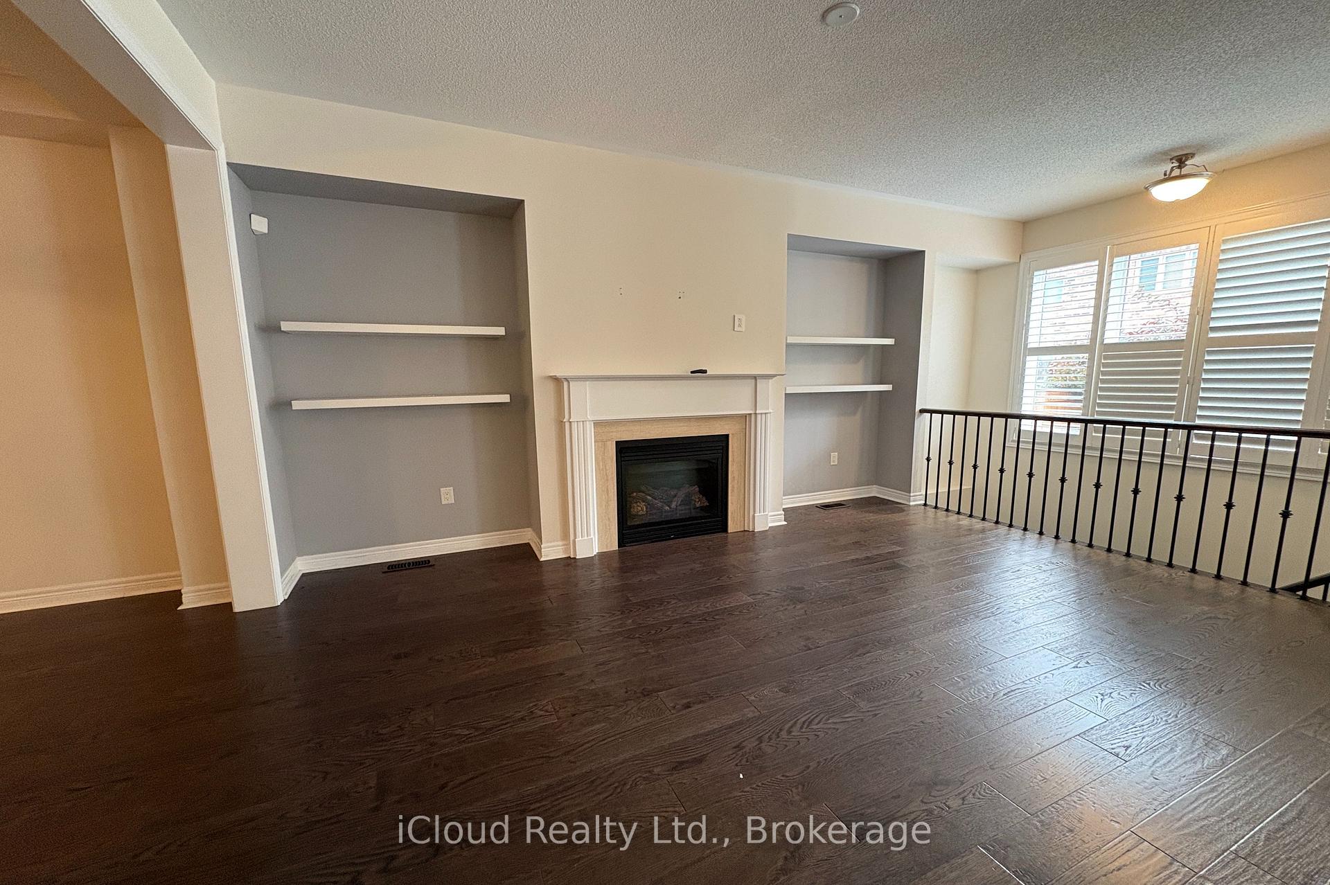 Photo 9 of 2466 Village Common, Oakville, Bronte Creek — HOMEH