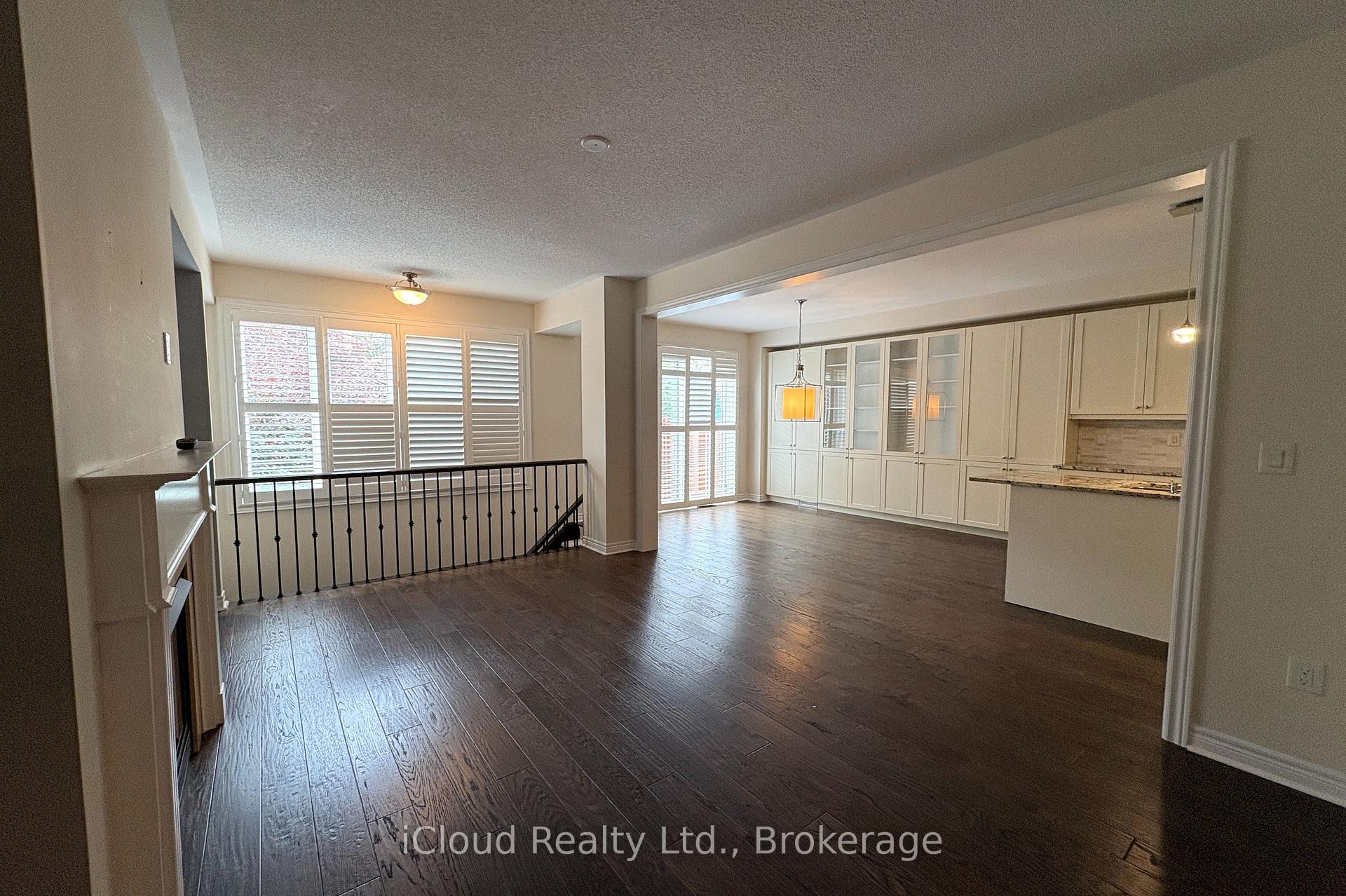 Photo 10 of 2466 Village Common, Oakville, Bronte Creek — HOMEH