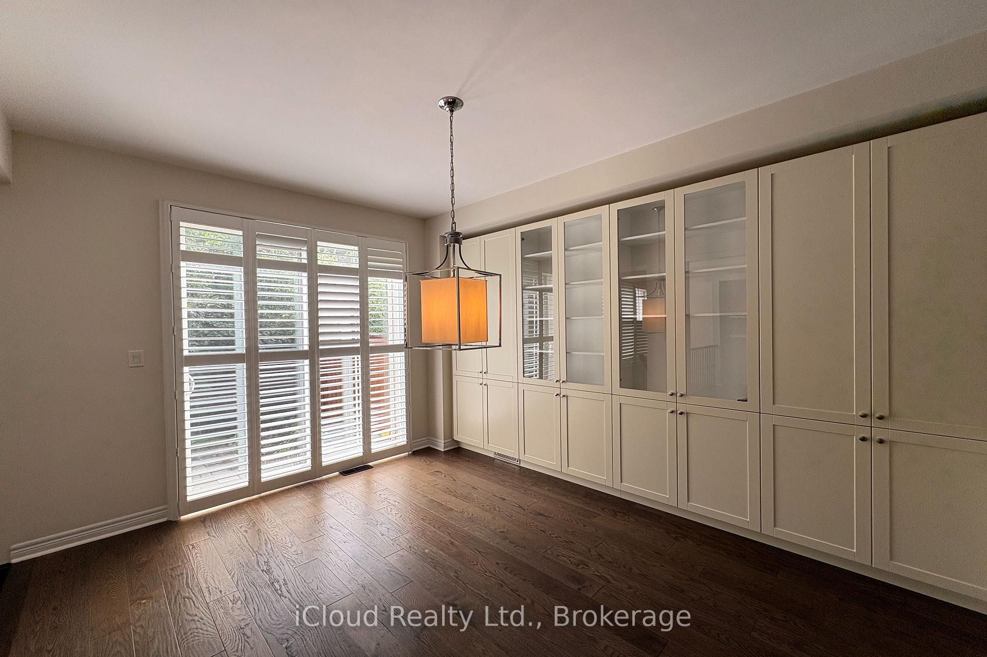 Photo 15 of 2466 Village Common, Oakville, Bronte Creek — HOMEH