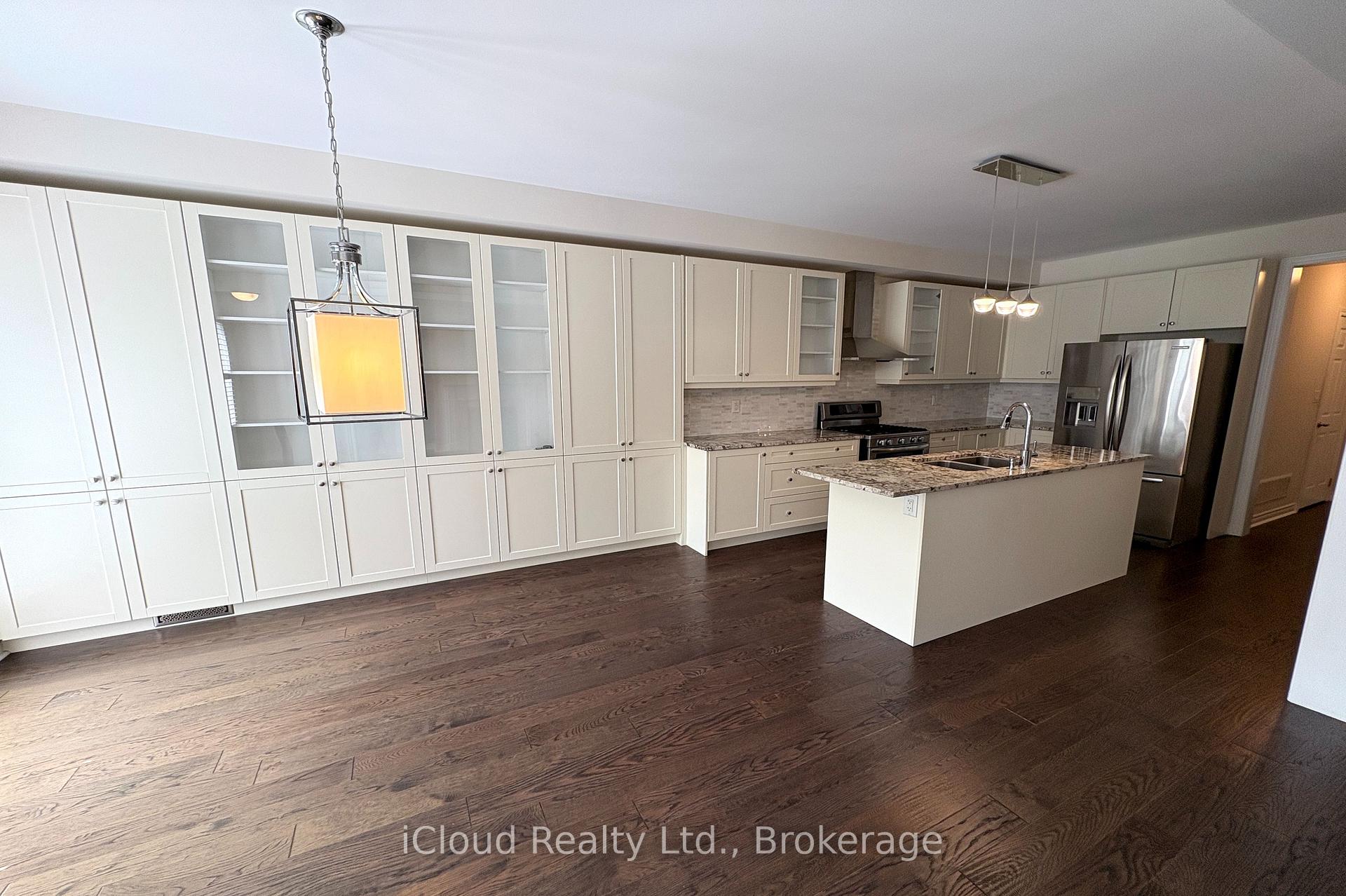 Photo 17 of 2466 Village Common, Oakville, Bronte Creek — HOMEH