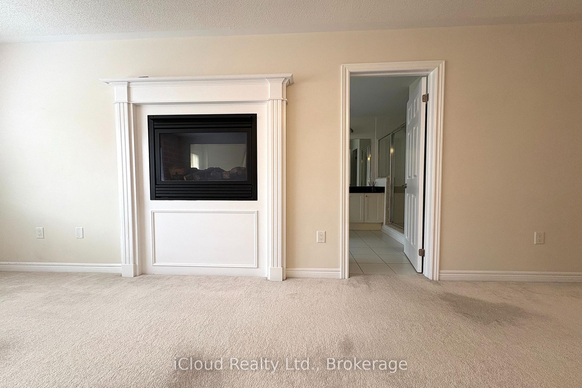 Photo 37 of 2466 Village Common, Oakville, Bronte Creek — HOMEH