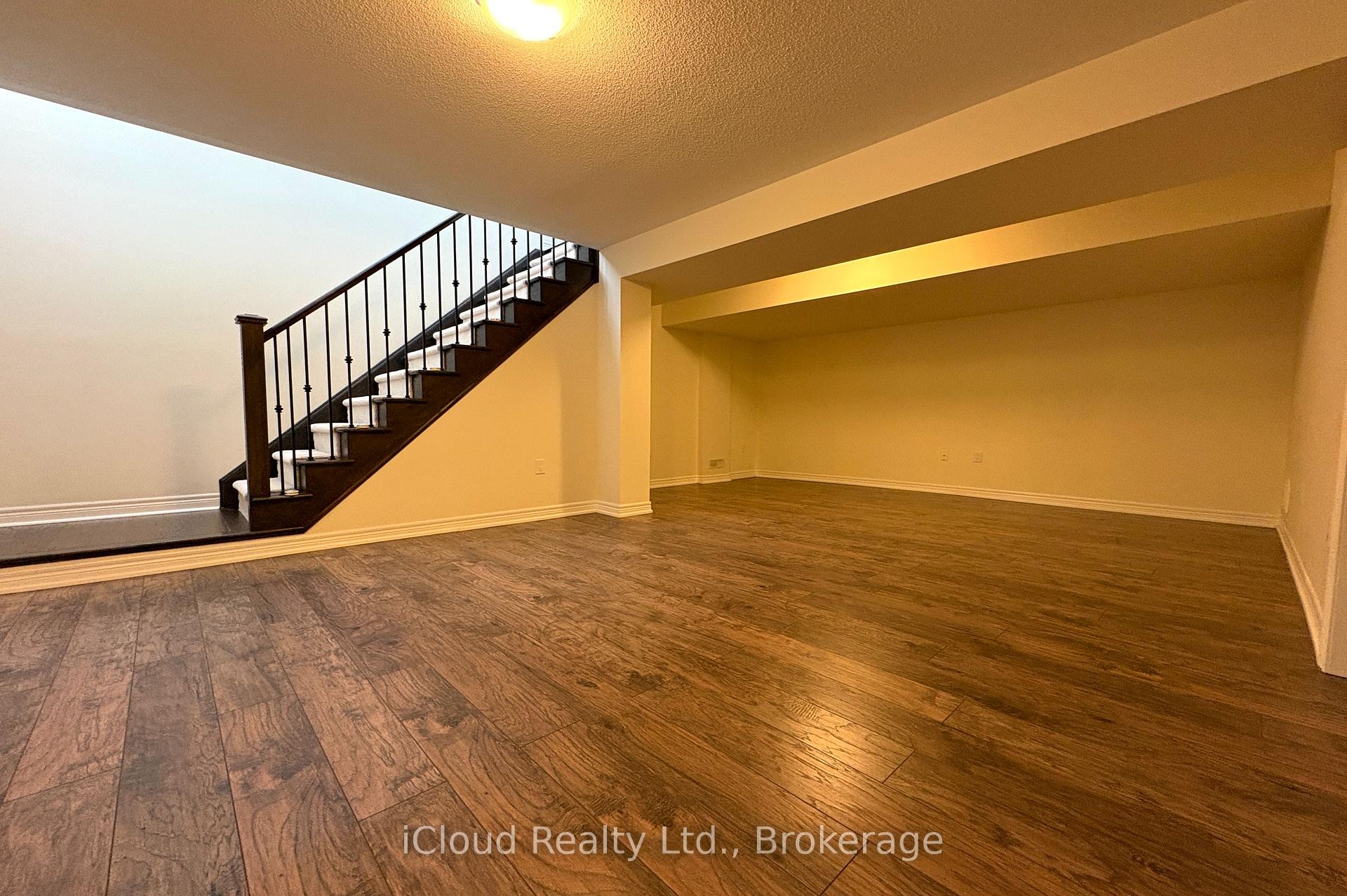 Photo 45 of 2466 Village Common, Oakville, Bronte Creek — HOMEH
