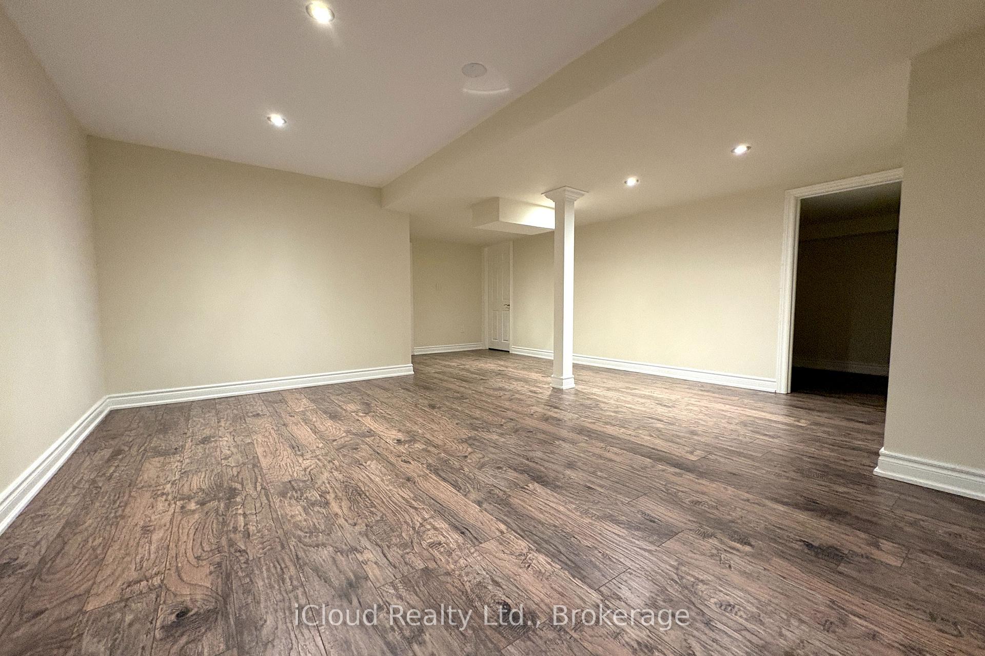Photo 49 of 2466 Village Common, Oakville, Bronte Creek — HOMEH